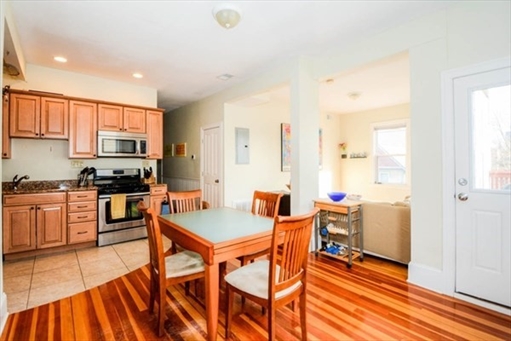135 Paul Gore, Apt 1