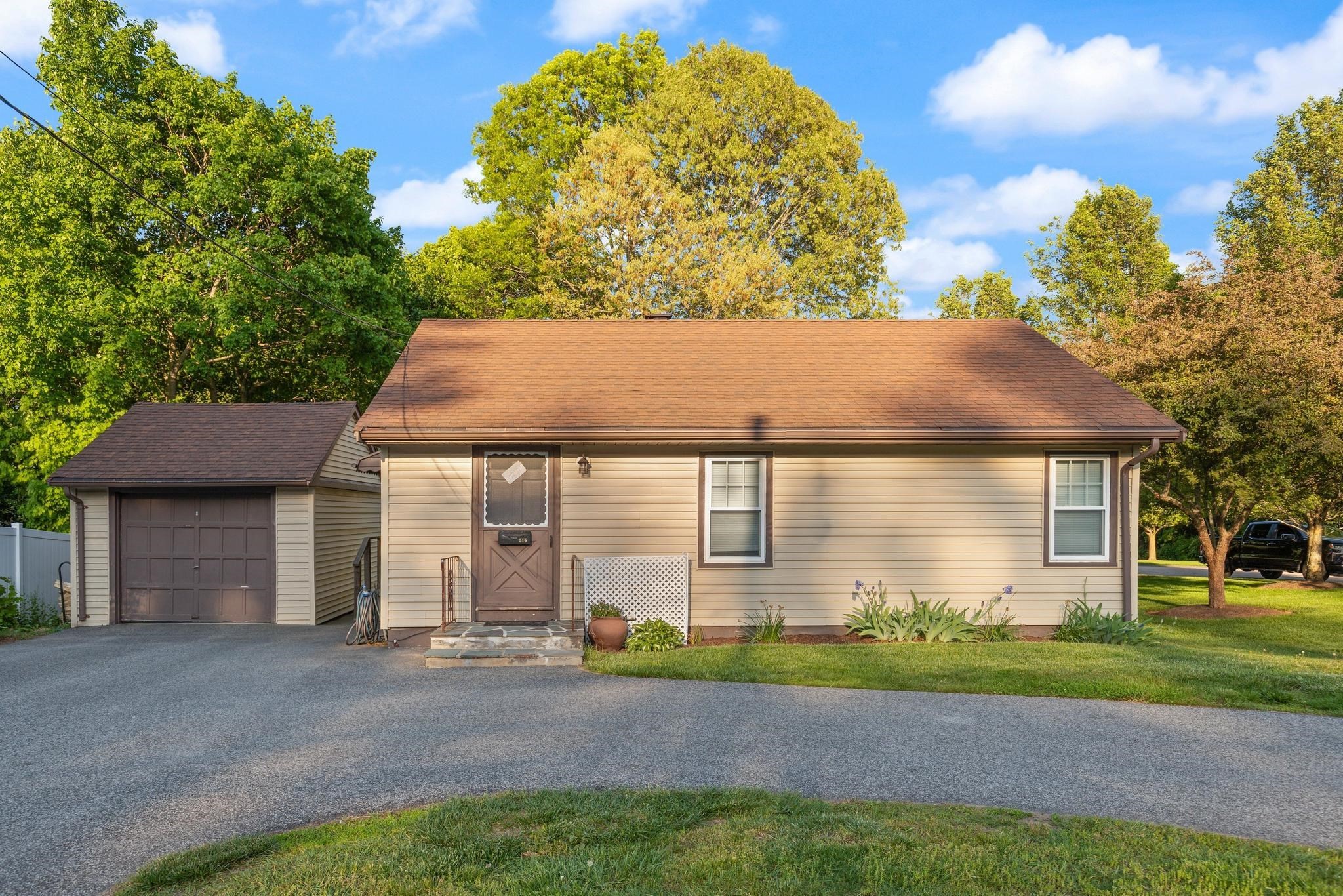 516 Copeland St, Brockton, MA 02301