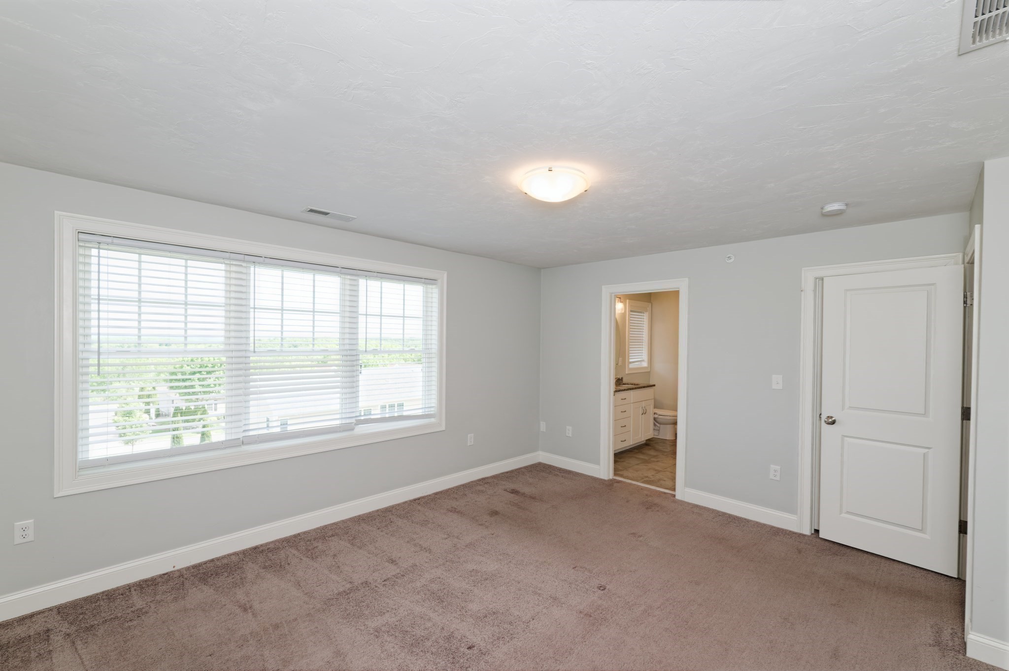 1204 Hazelwood Way Unit 1204, Clinton, MA 01510 - Image 15