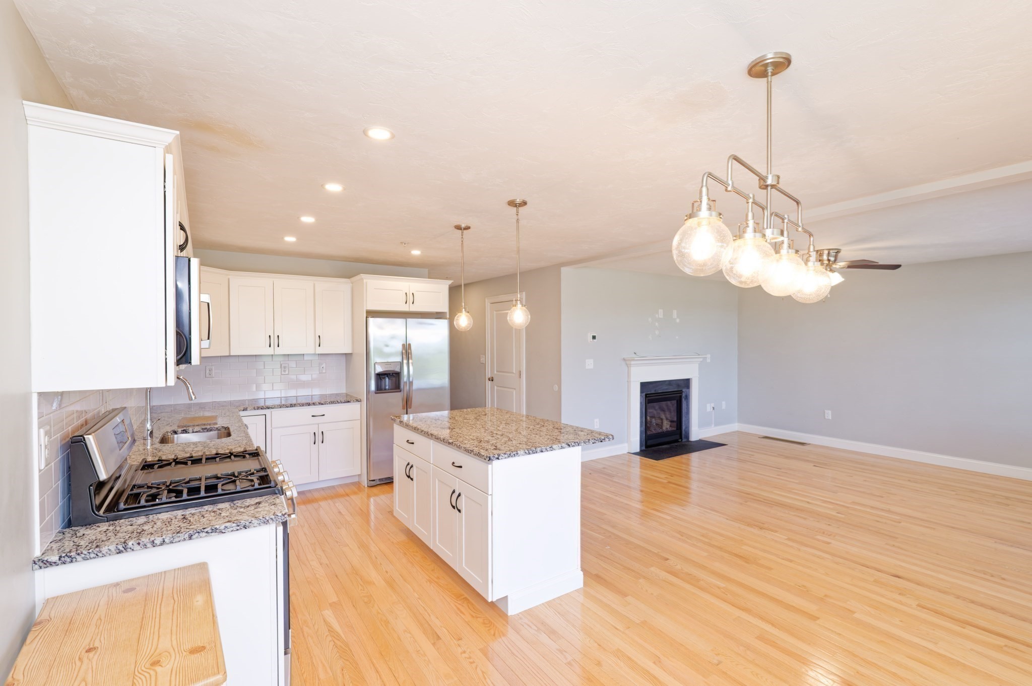 1204 Hazelwood Way Unit 1204, Clinton, MA 01510 - Image 7