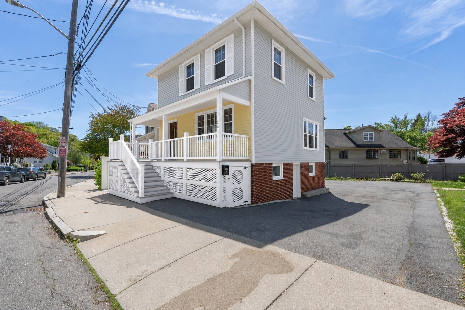 29 Bowman St, Malden, MA 02148