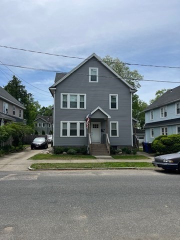 65 Mansfield St, Springfield, MA 01108