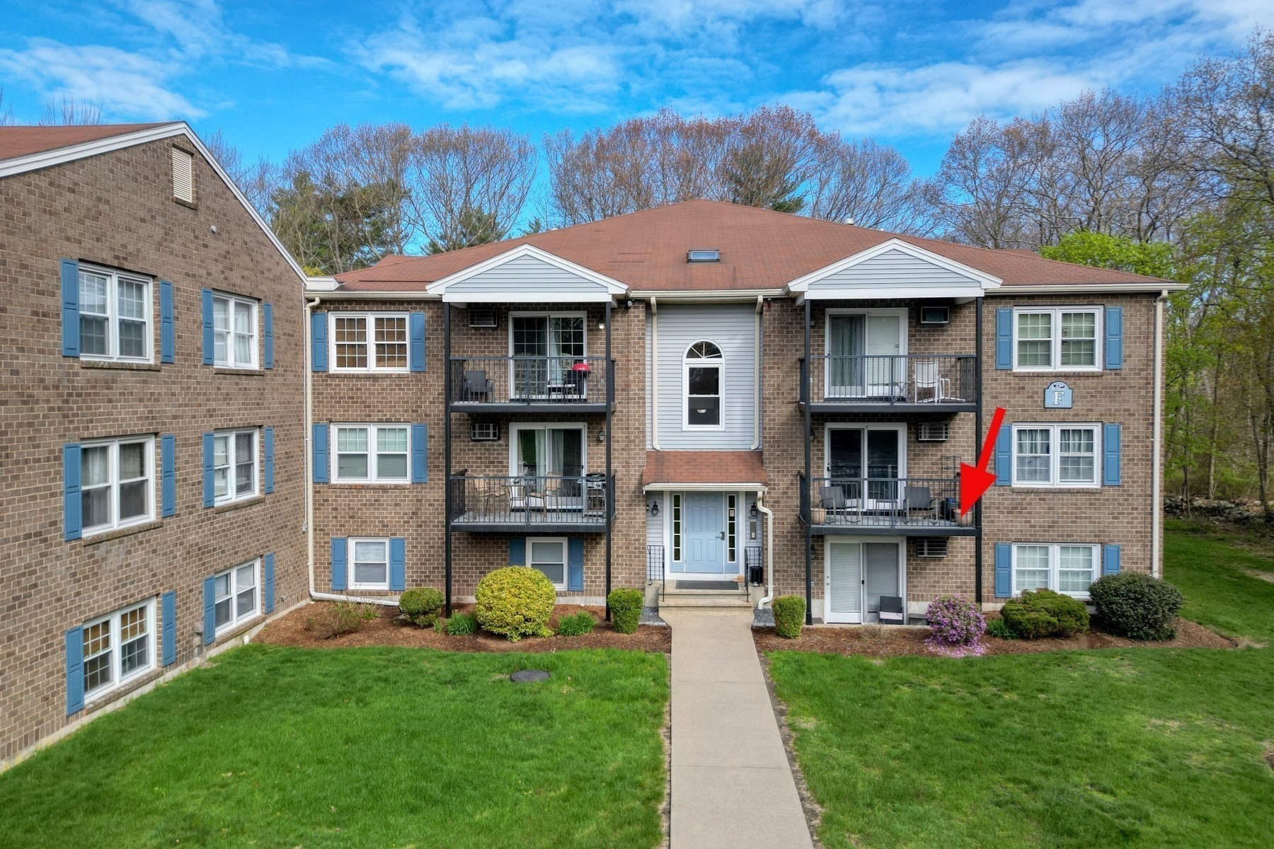 610 South Franklin St Unit F101, Holbrook, MA 02343