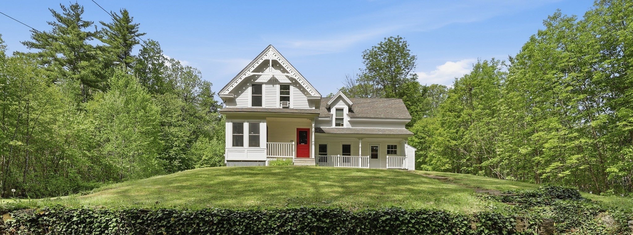 276 Pleasant St, Orange, MA 01364