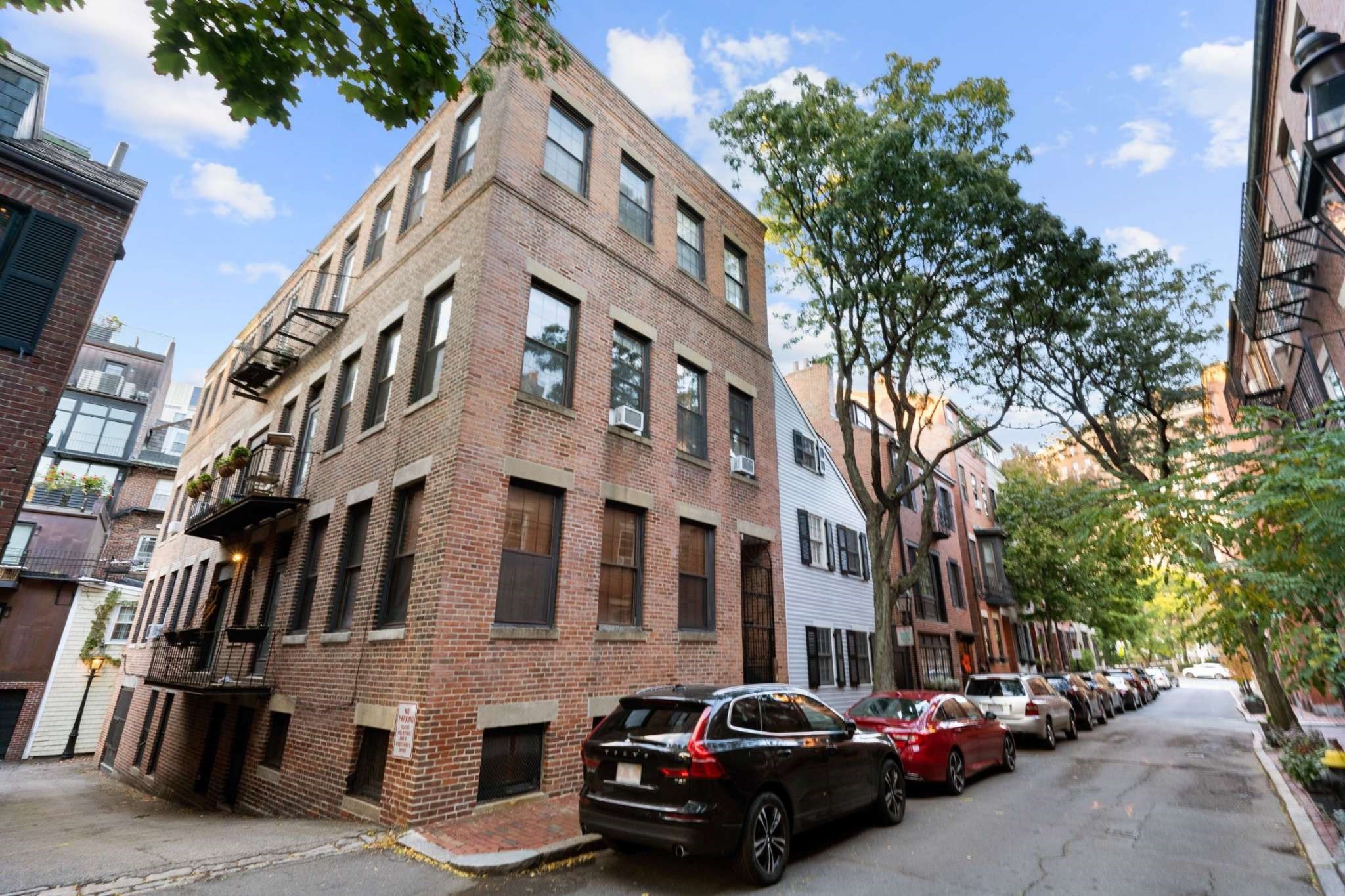 19 Fayette St Unit 3, Bay Village, Boston, MA 02116