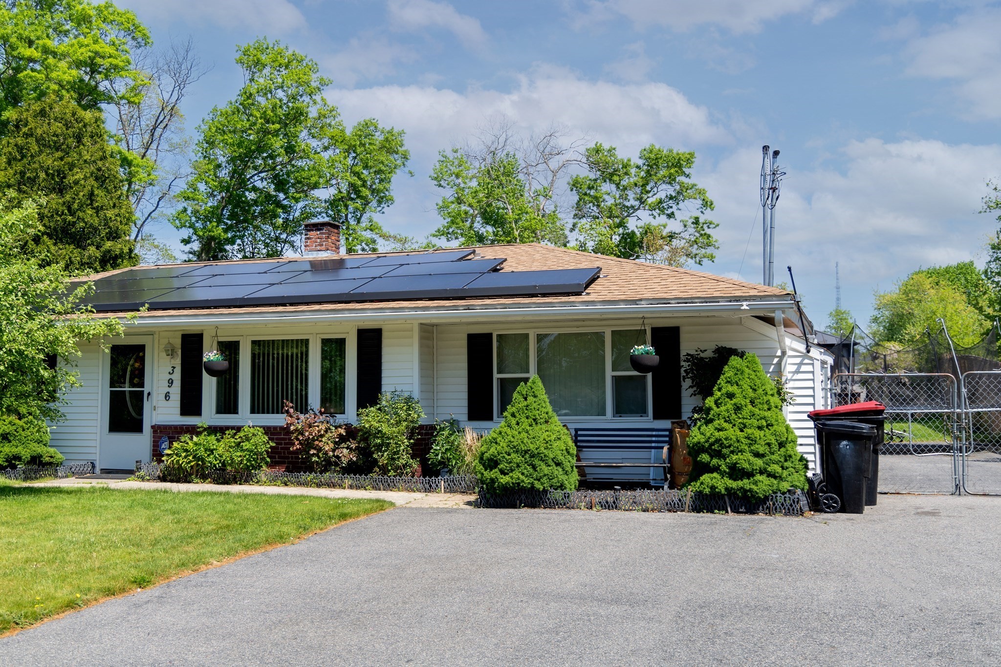 396 Hovendon Ave, Brockton, MA 02302