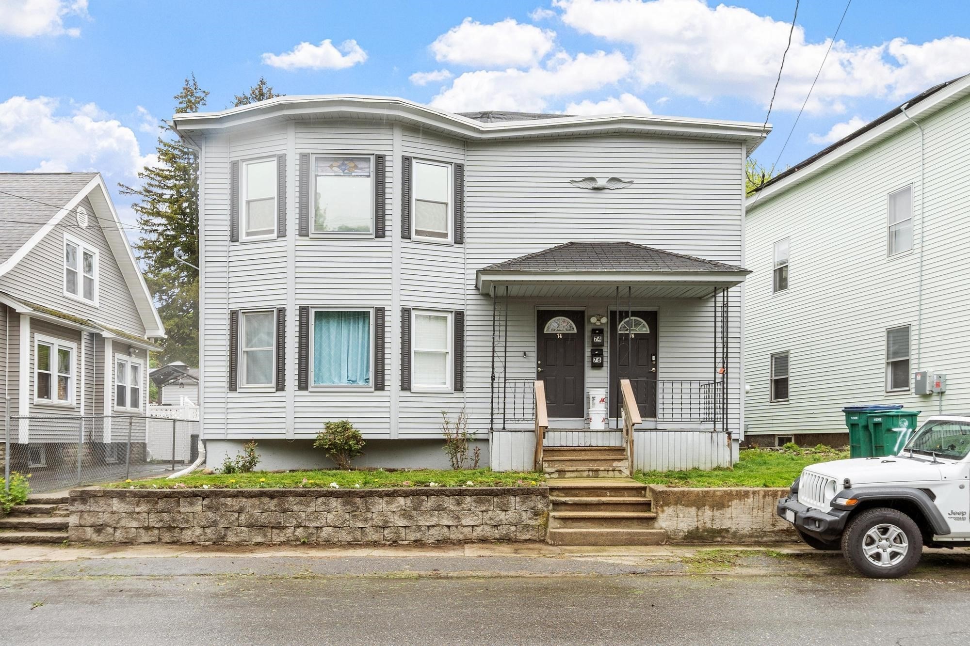 74 East St, Fitchburg, MA 01420