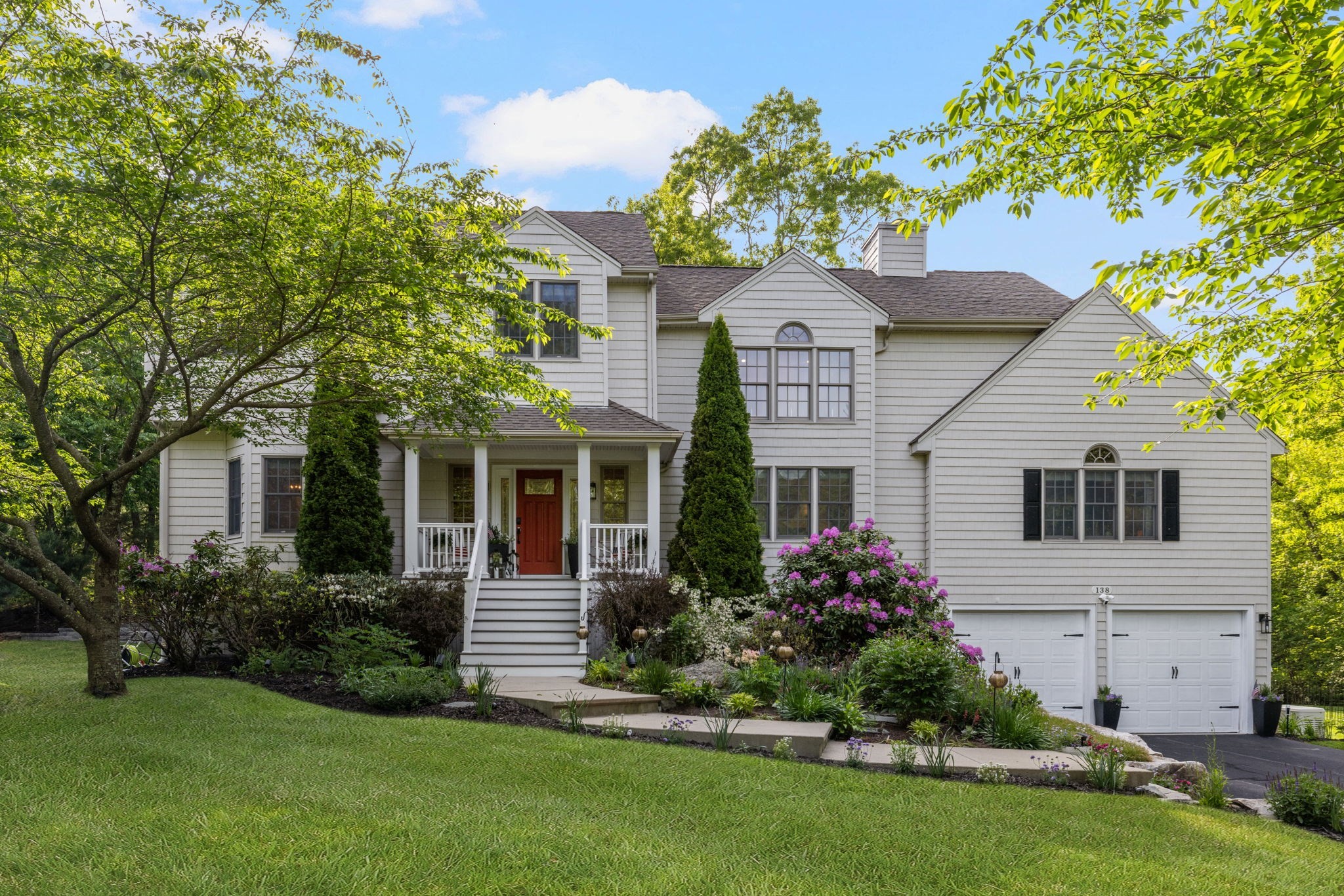 138 Chestnut St, Rehoboth, MA 02769