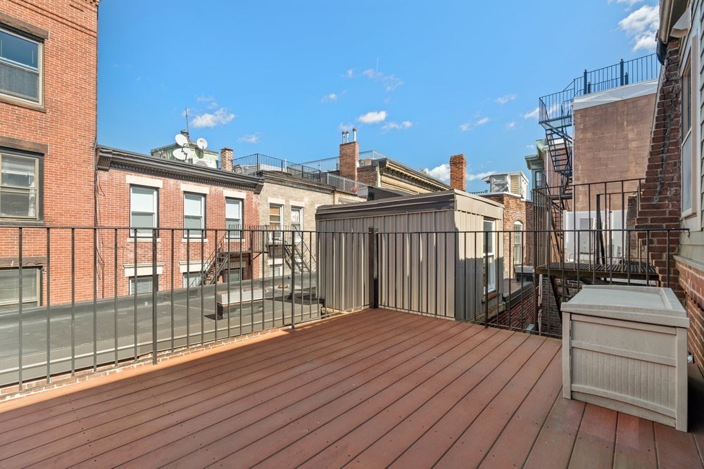 11 Wiget St Unit 4, North End, Boston, MA 02113 - Image 4