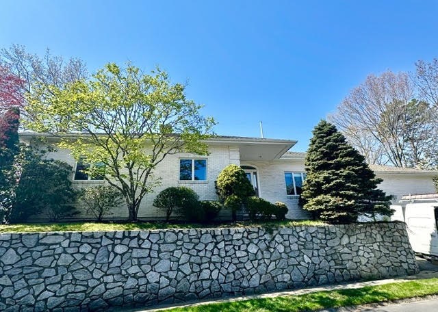 66 Nells Pond Road, Lynn, MA 01904