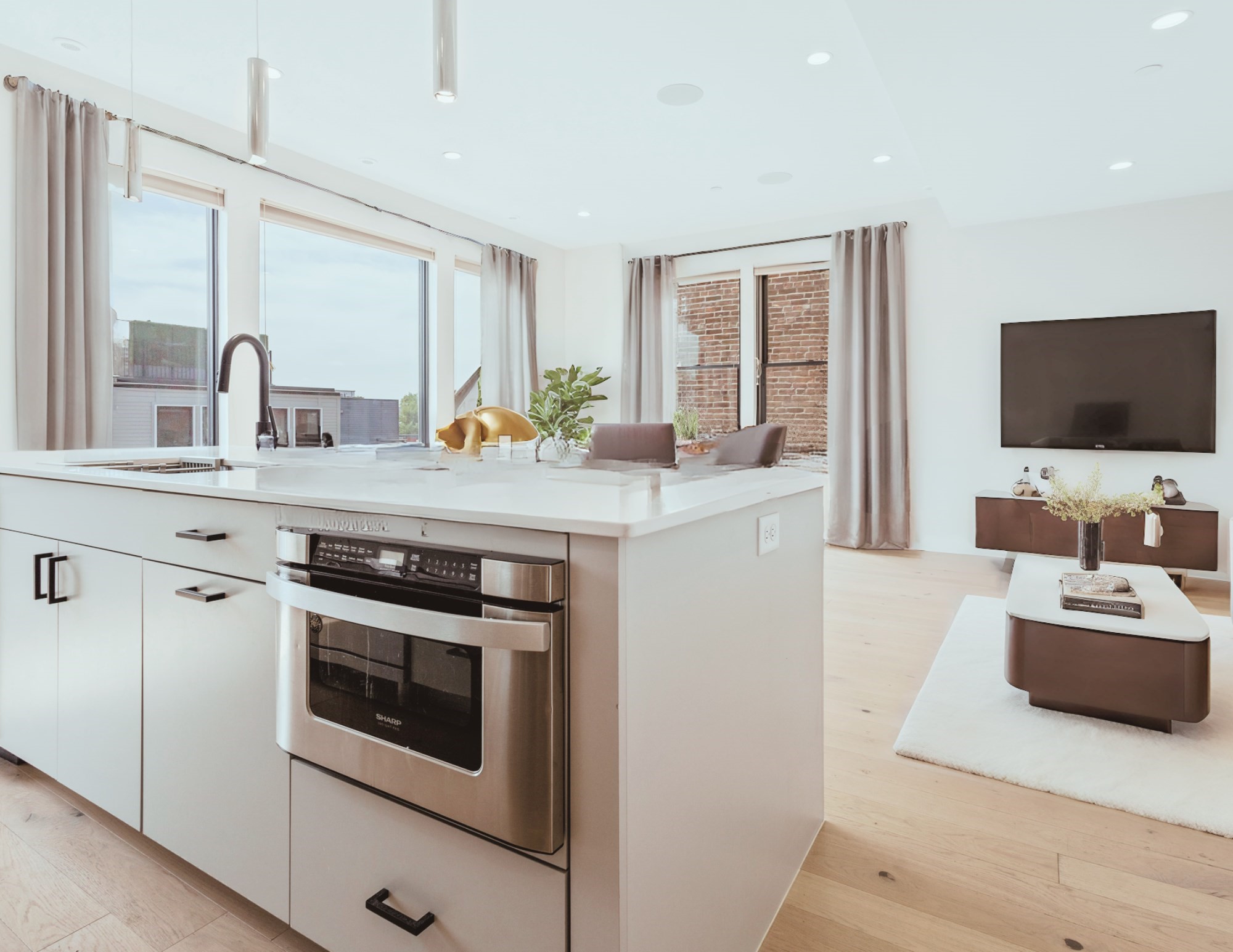 340 W 2nd St Unit PH21, South Boston, Boston, MA 02127