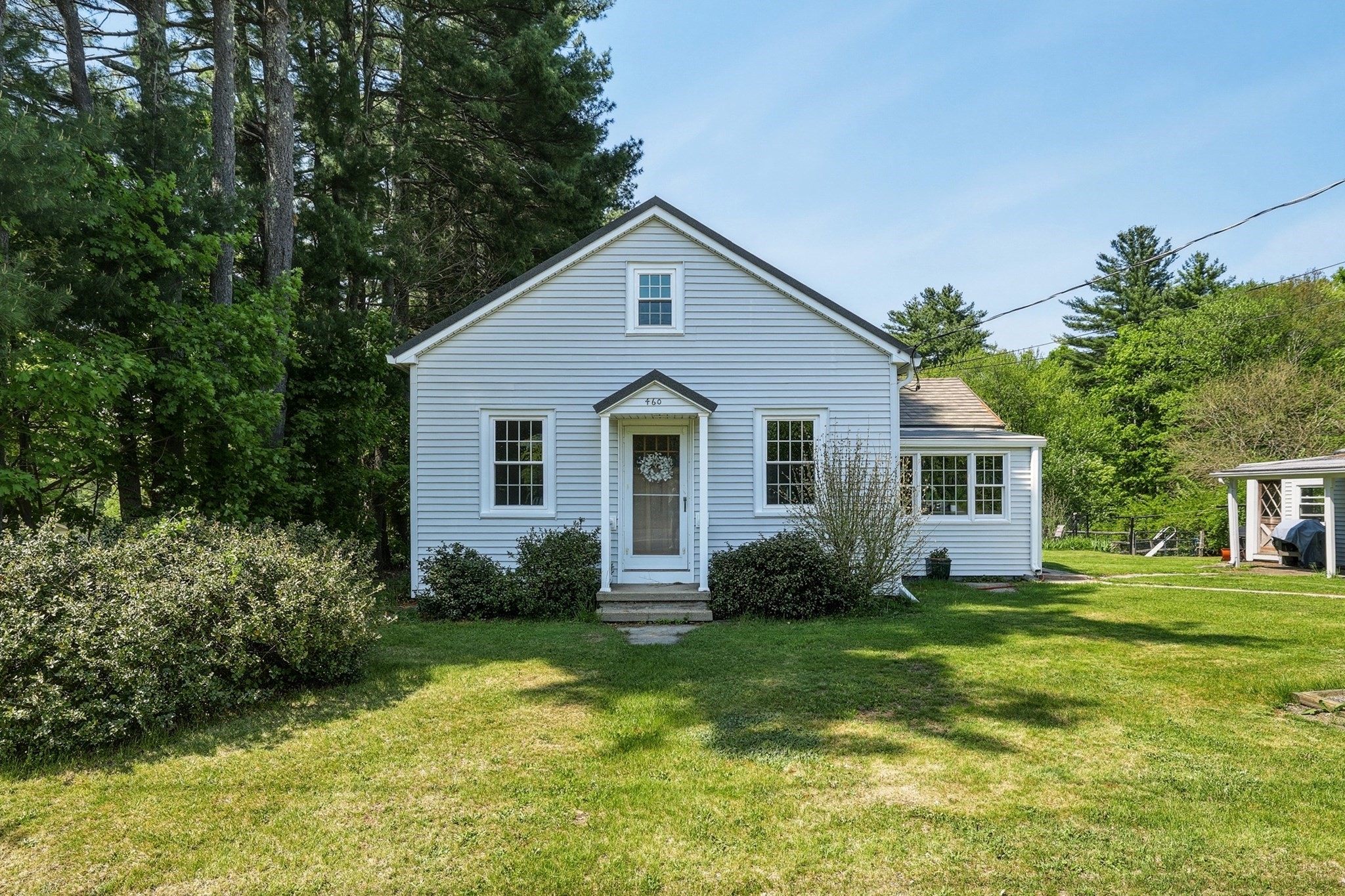 460 State St, Belchertown, MA 01007