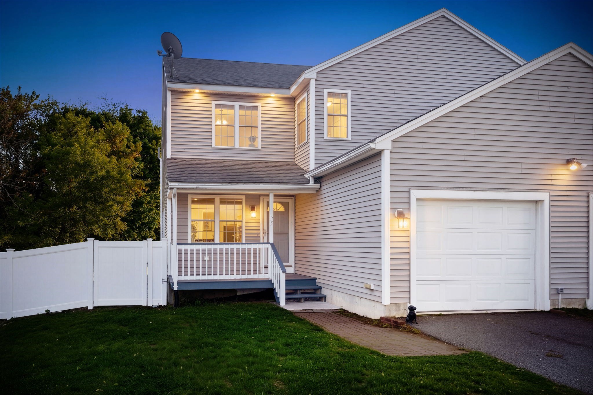 23 Yale St Unit 23, Uxbridge, MA 01569