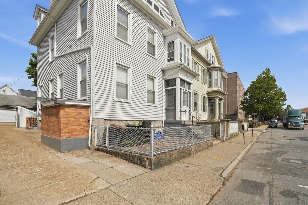 483 County Street, New Bedford, MA 02740