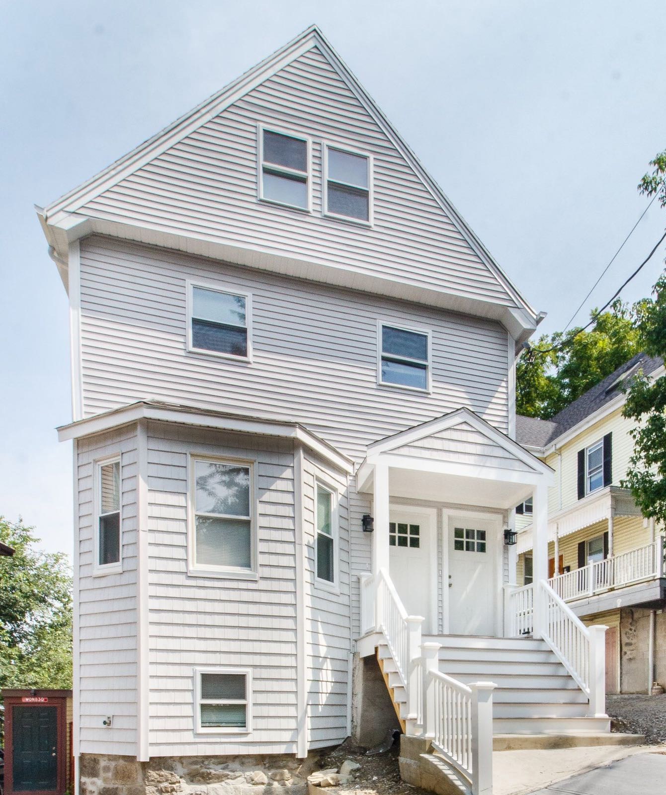 30 Oakland St, Newton, MA 02458