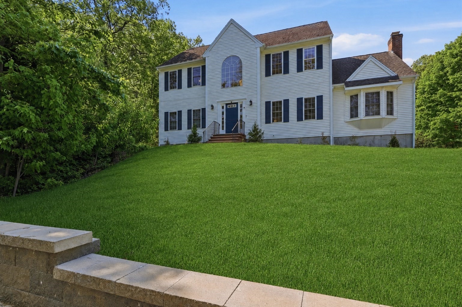61 Indian Head Road, Framingham, MA 01701
