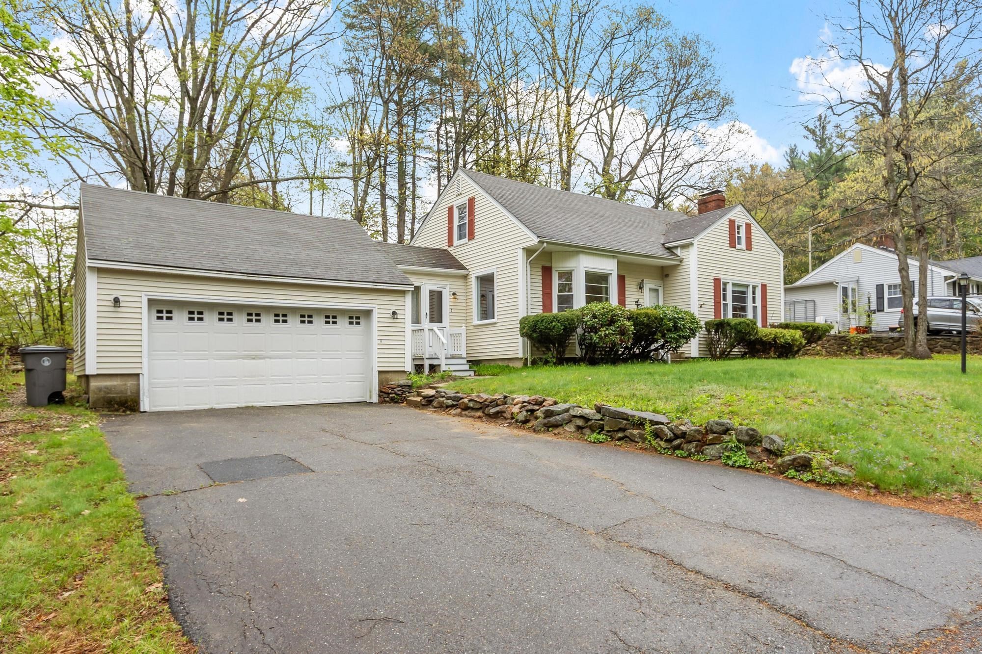 12 Becky Ave, Gardner, MA 01440