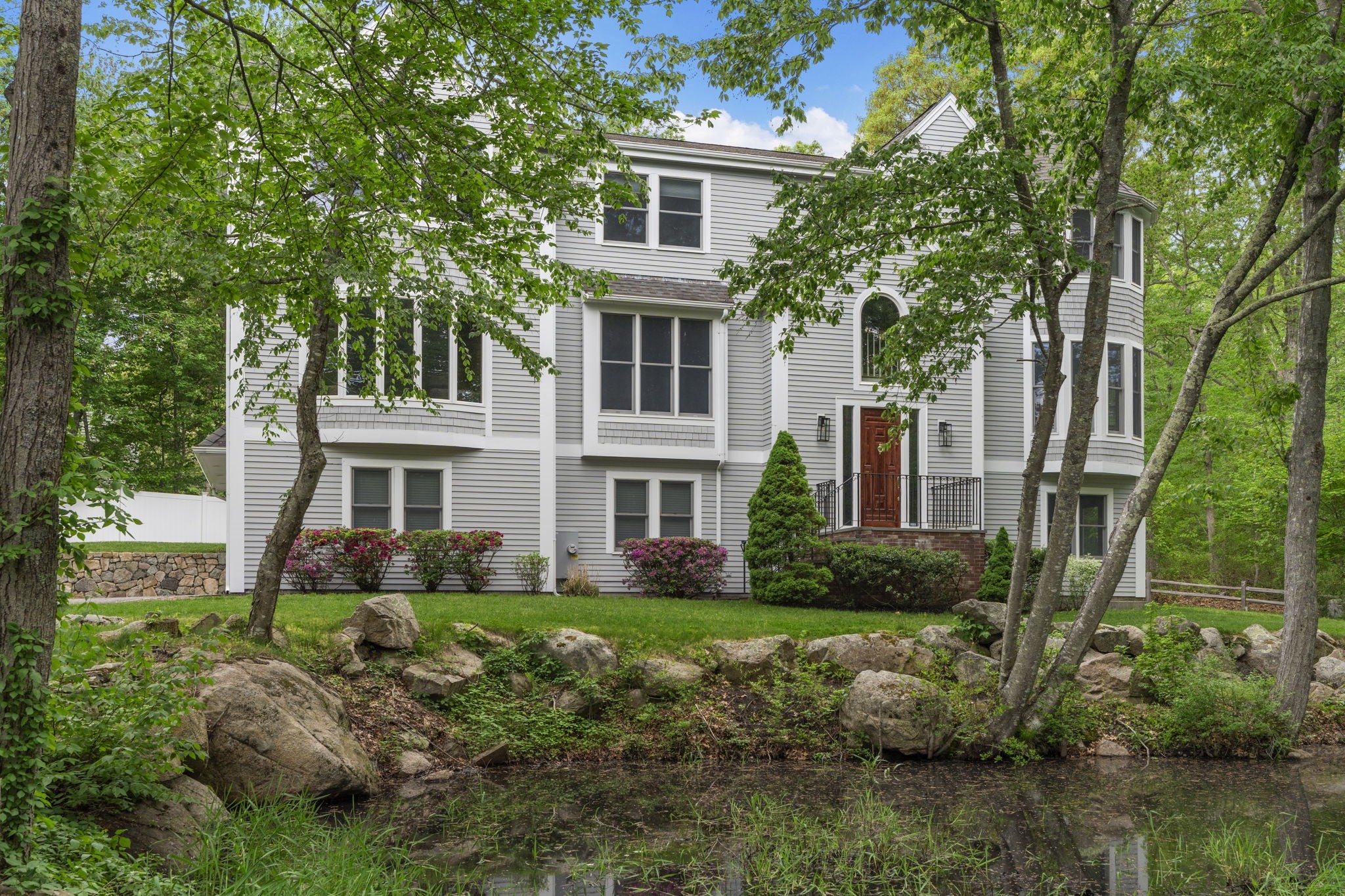 10 Heritage Ln, Cohasset, MA 02025