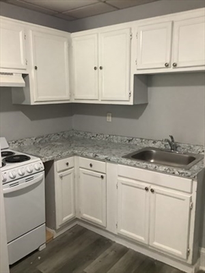 61 Vine, Apt 34
