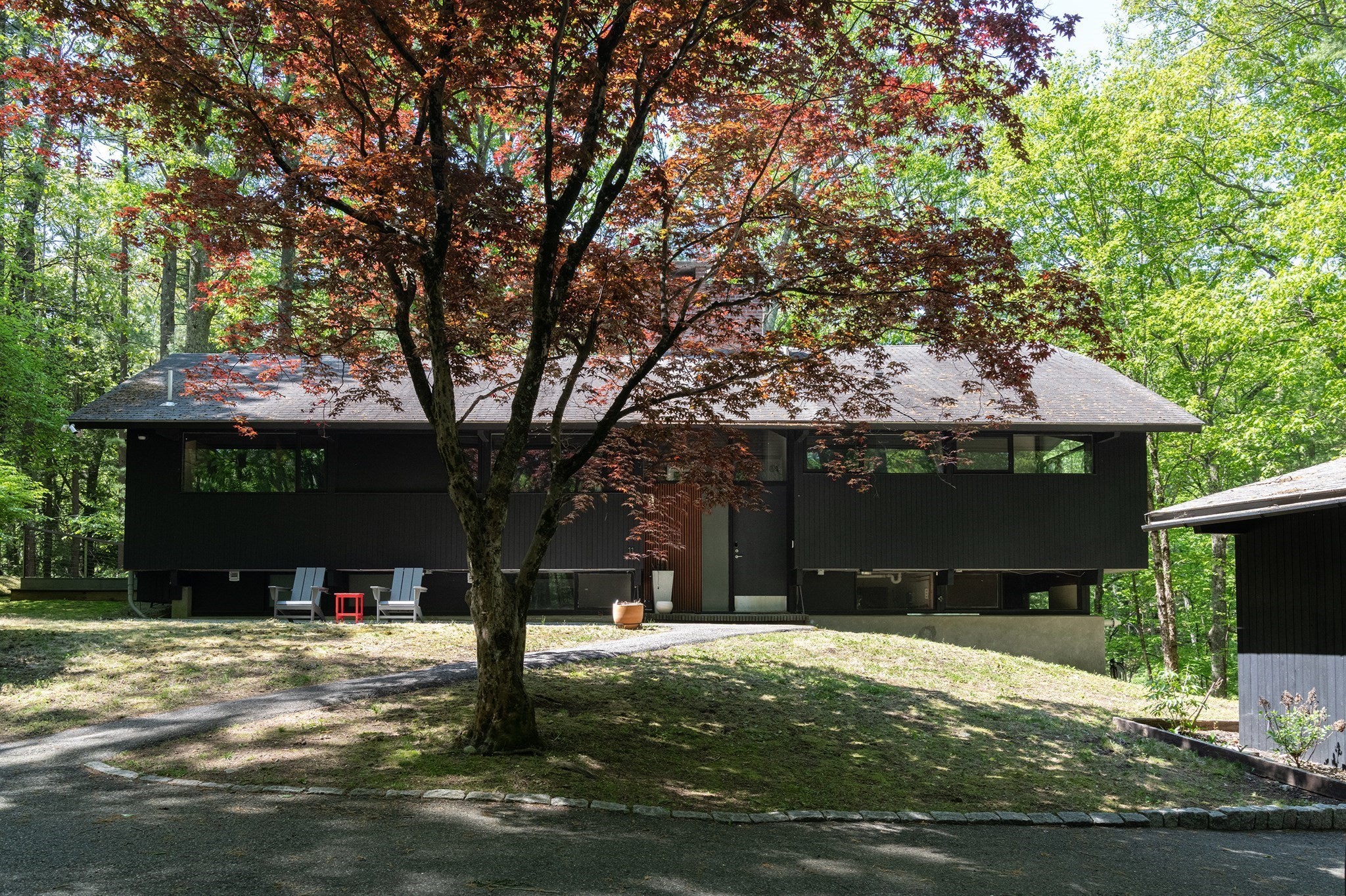 11 Hiddenwood Path, Lincoln, MA 01773