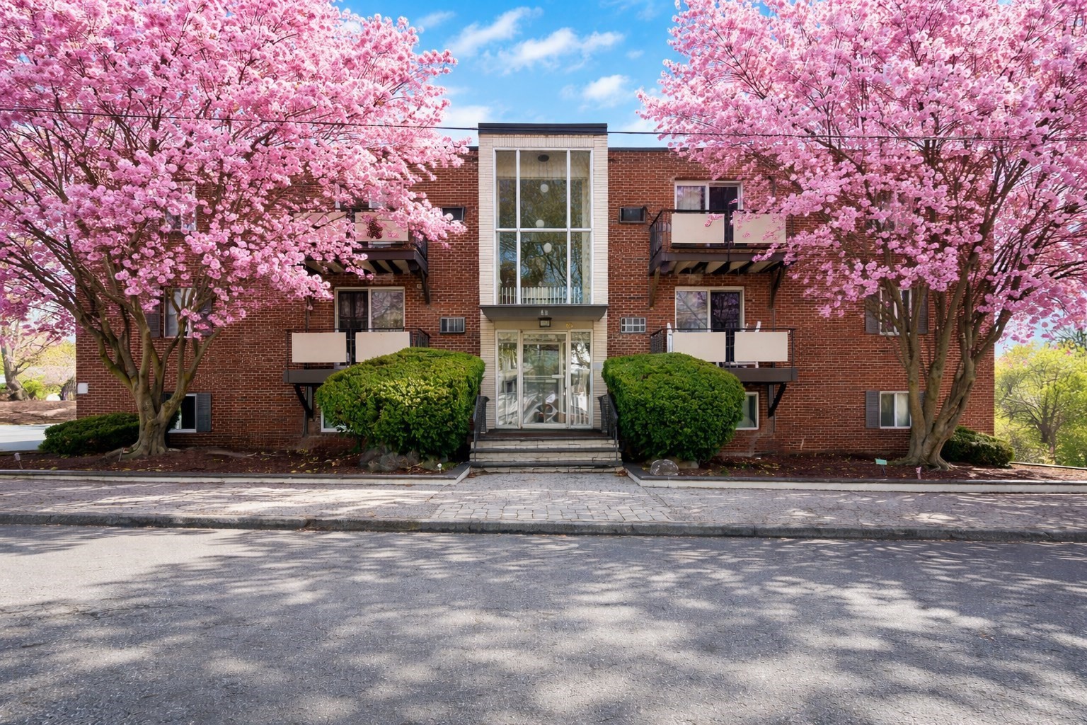 48 N Emerson St Unit 1, Wakefield, MA 01880