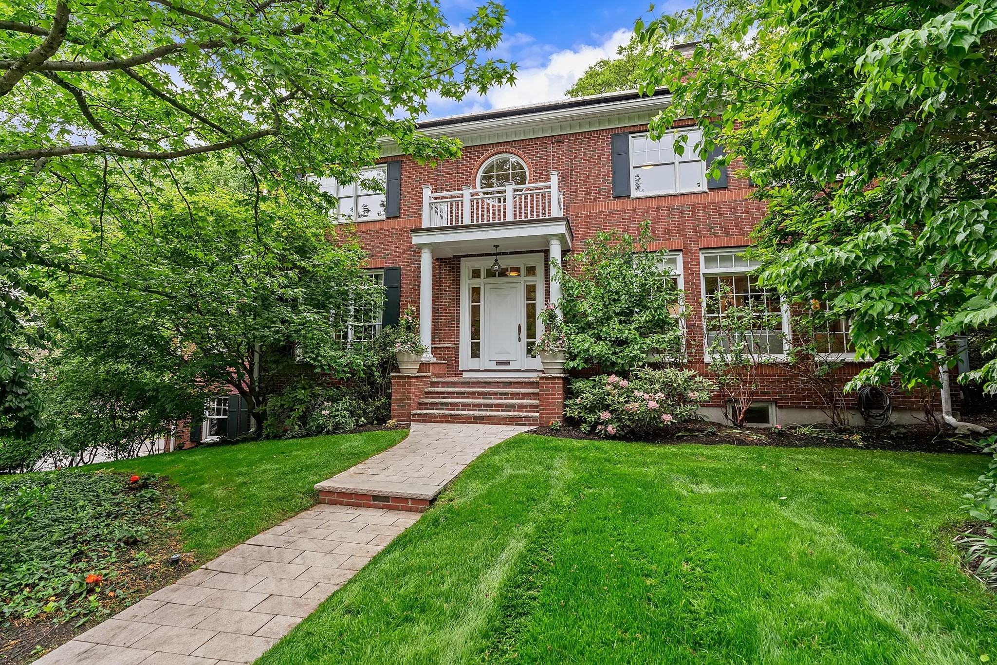 171 Hobart Road, Newton, MA 02459