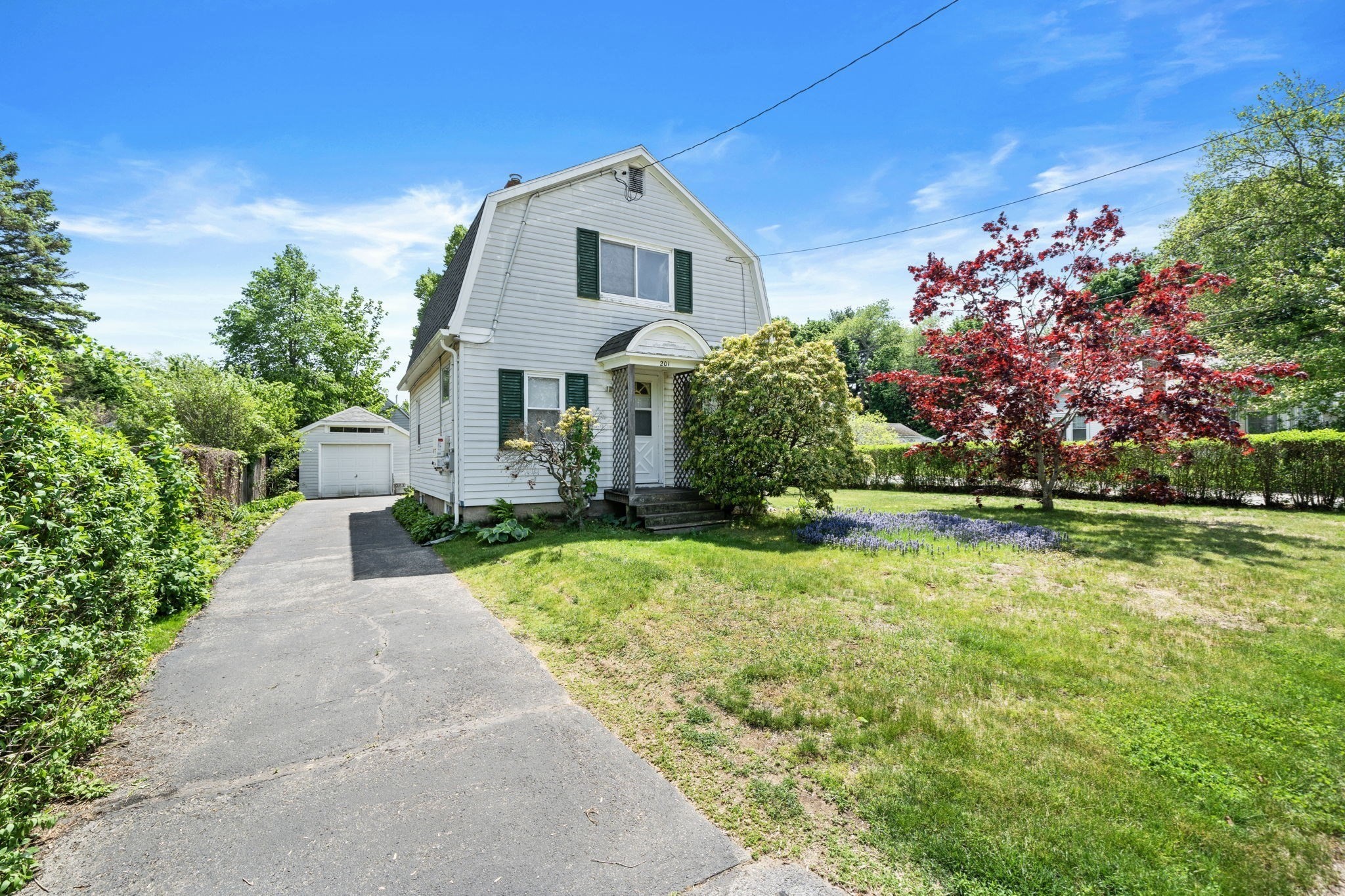201 Dodge St, Beverly, MA 01915