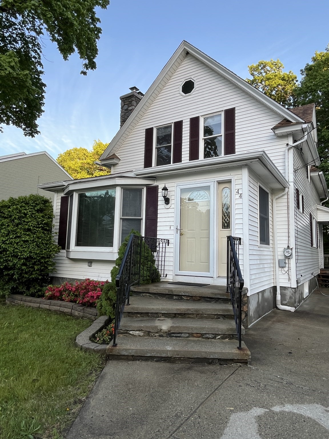 44 Pine Hill Road, Worcester, MA 01604