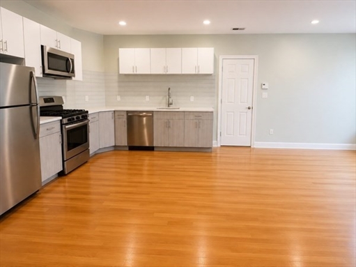 299 Dudley, Apt 4