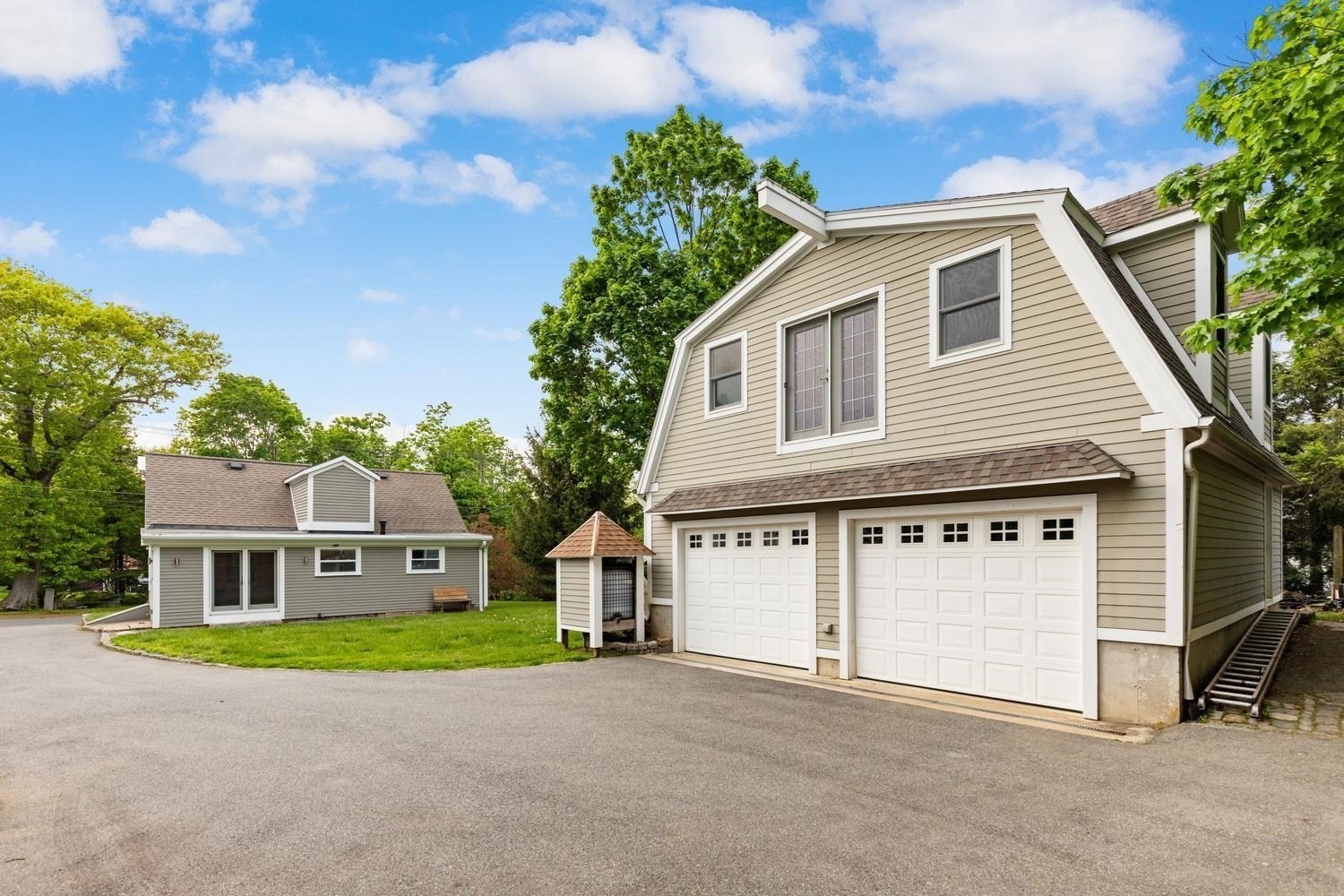 17 Pigeon Hill Street, Rockport, MA 01966