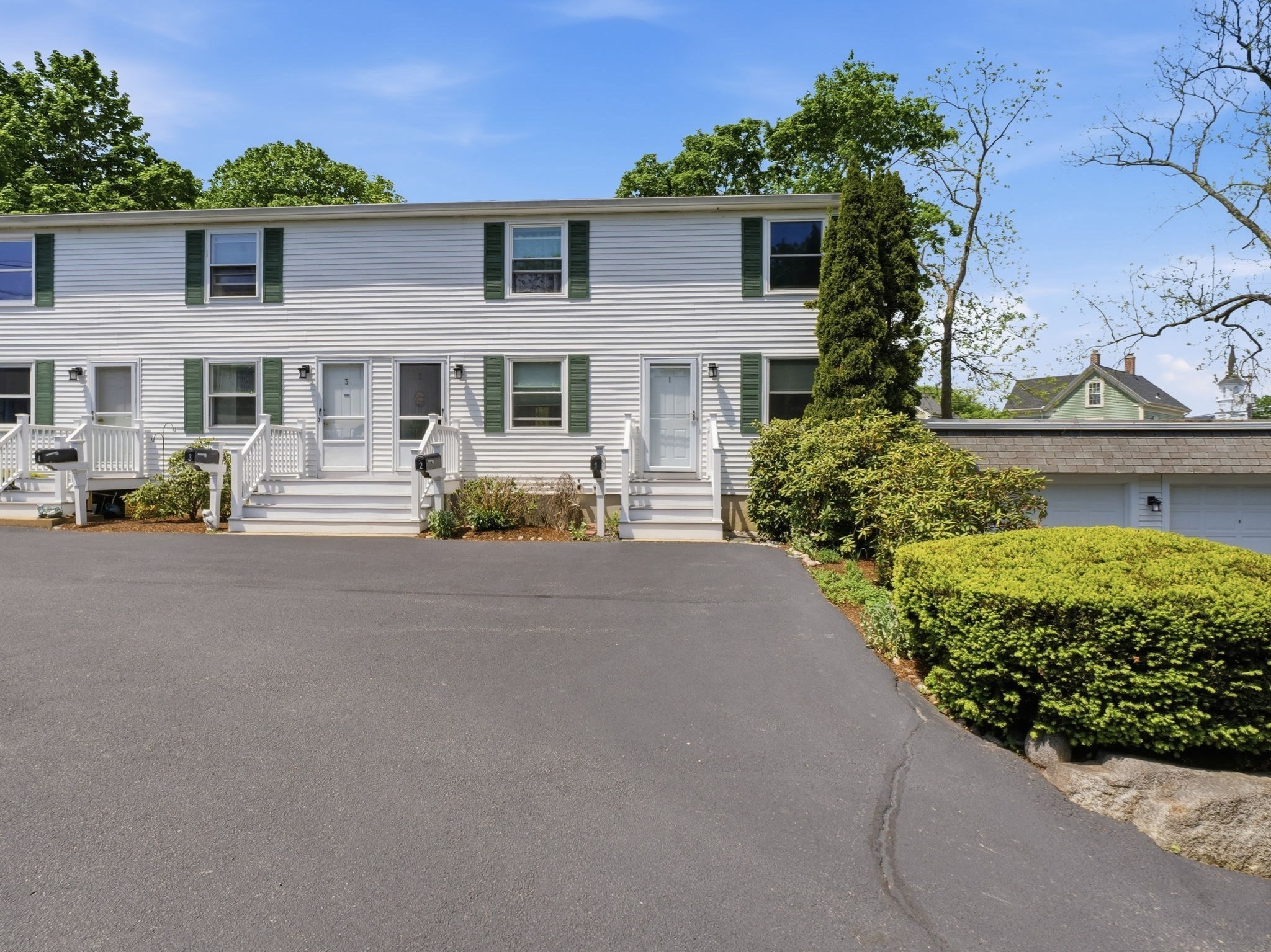 24 High St Unit 1, Rockport, MA 01966