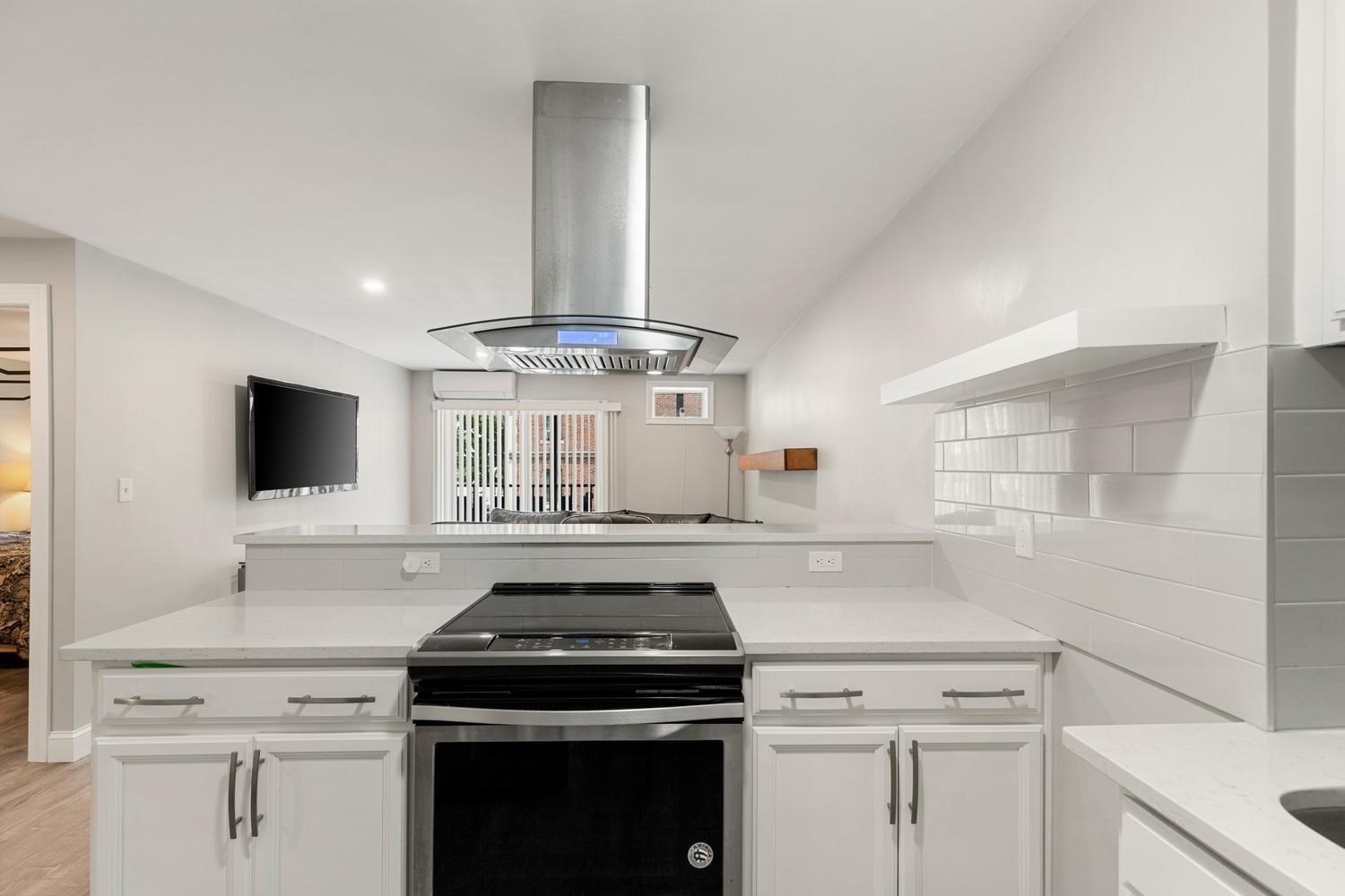 26 W Wyoming Avenue Unit 2D, Melrose, MA 02176 - Image 9