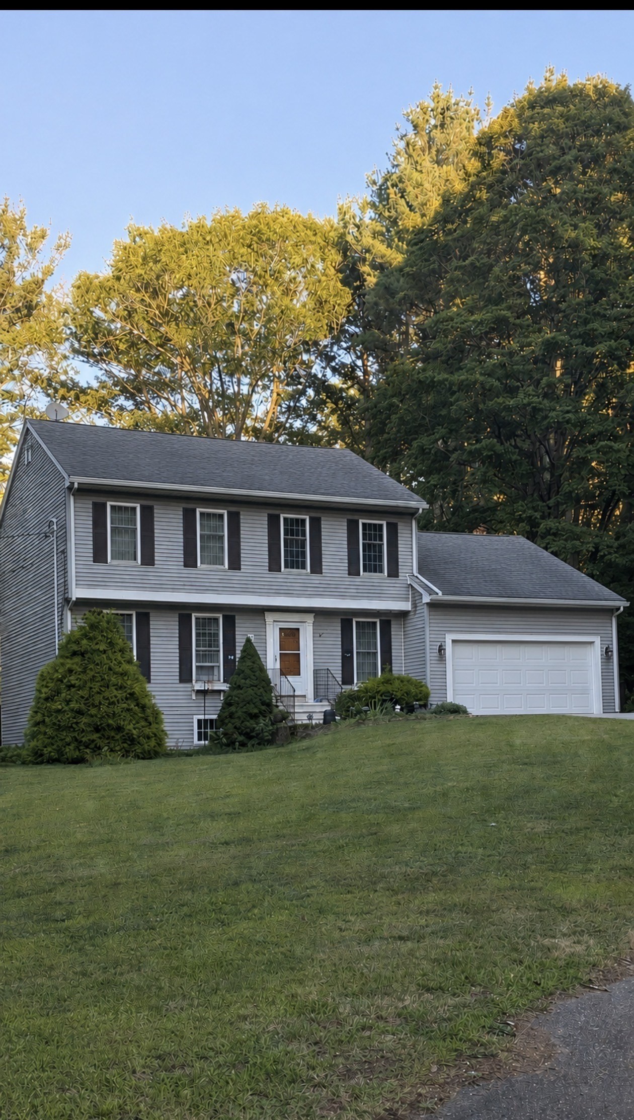 38 Lake Street, Spencer, MA 01562