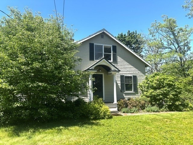 120 Charles River St, Needham, MA 02492
