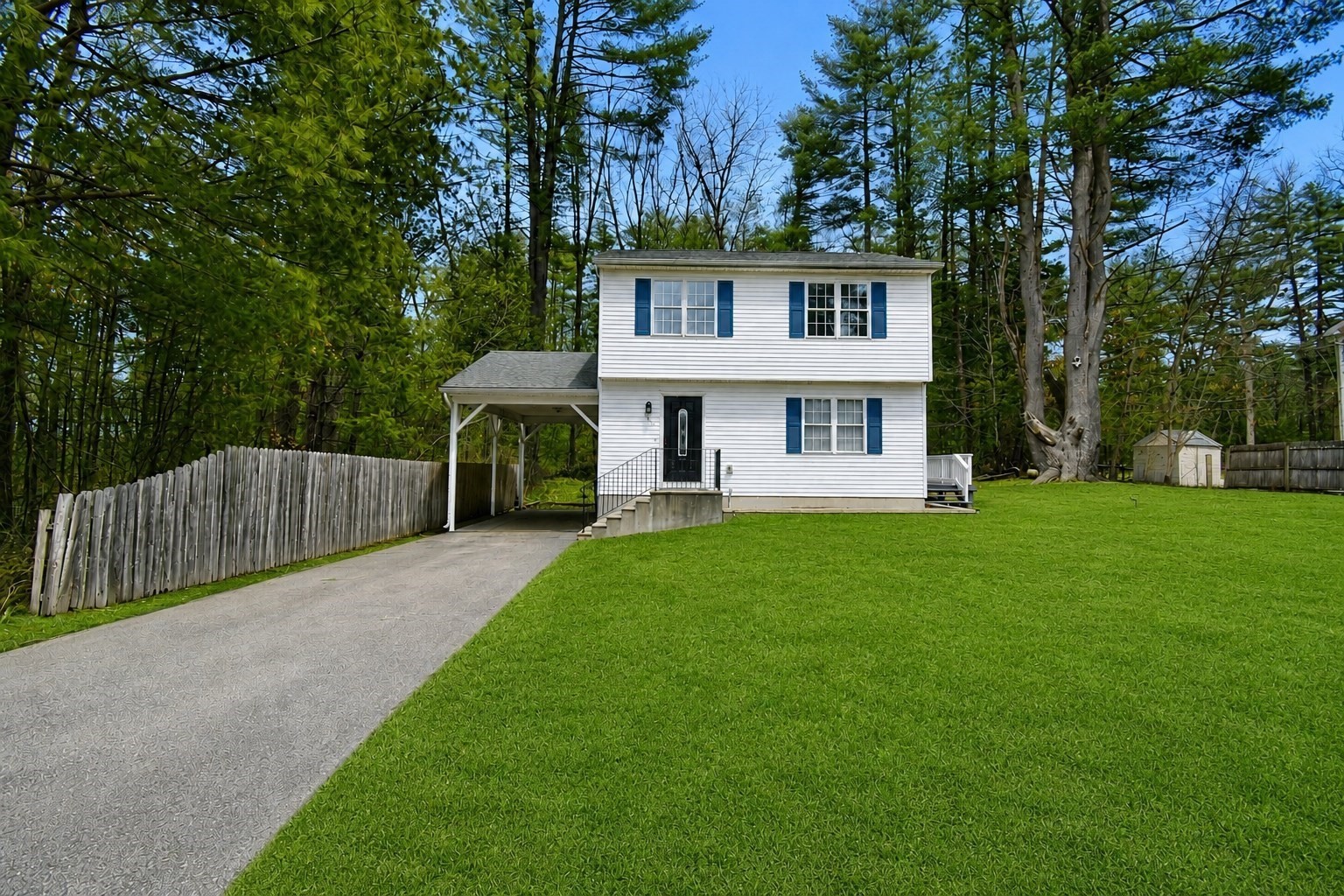 183 Jewett St, Springfield, MA 01129