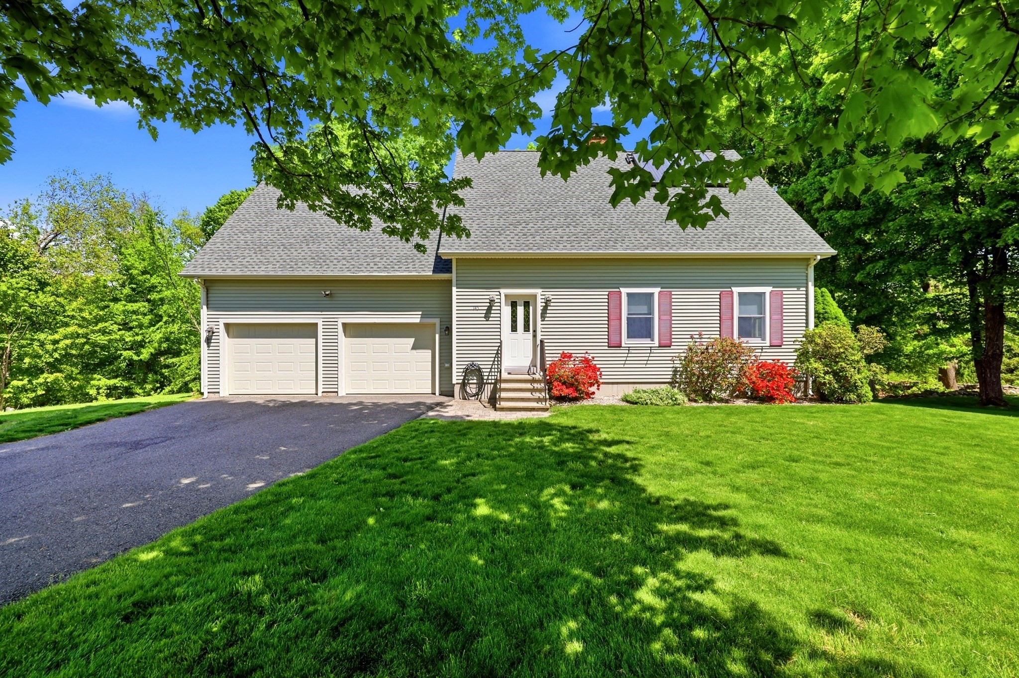 145 Rockrimmon St, Belchertown, MA 01007