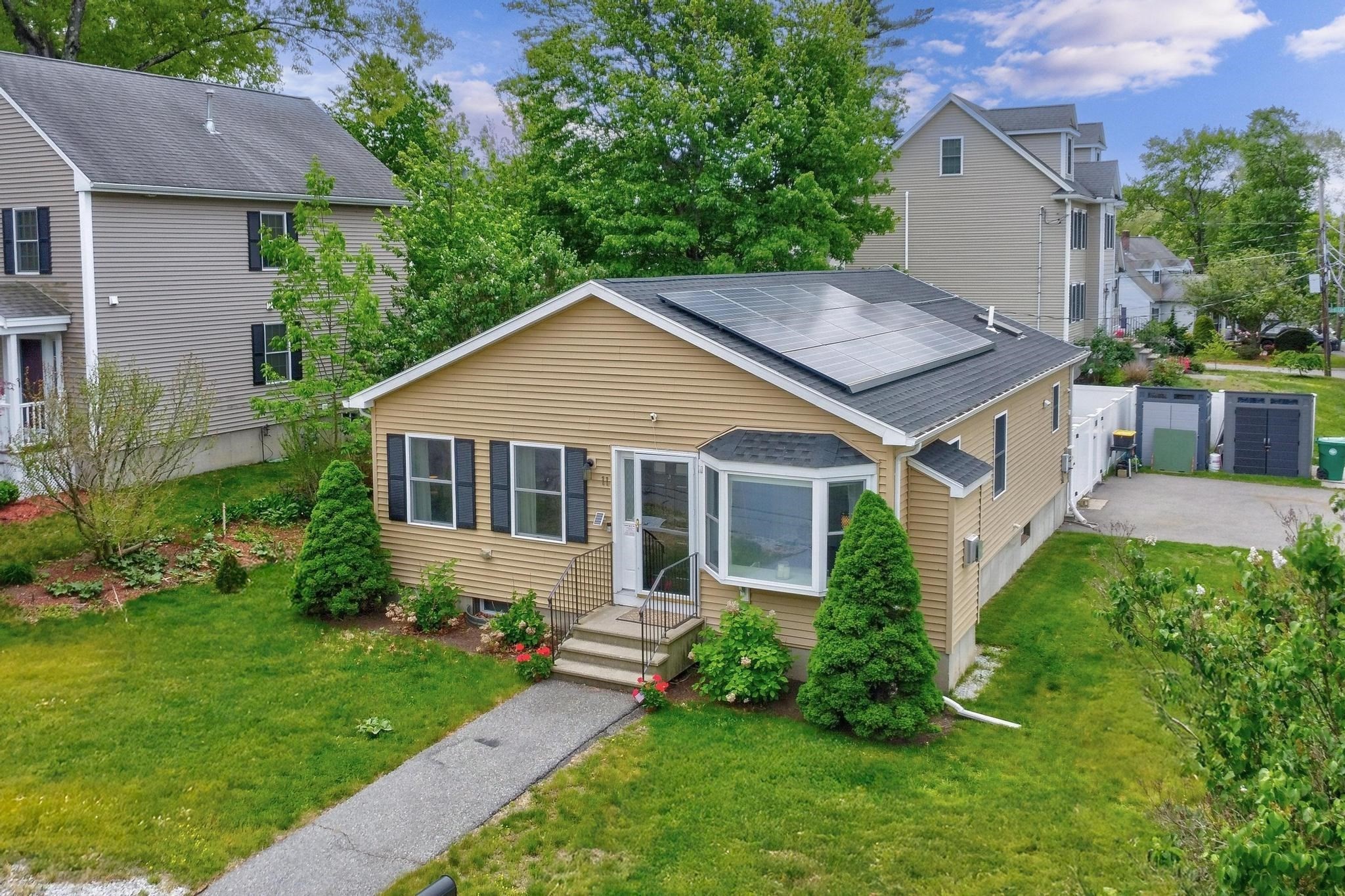 11 Rahway Rd, Burlington, MA 01803