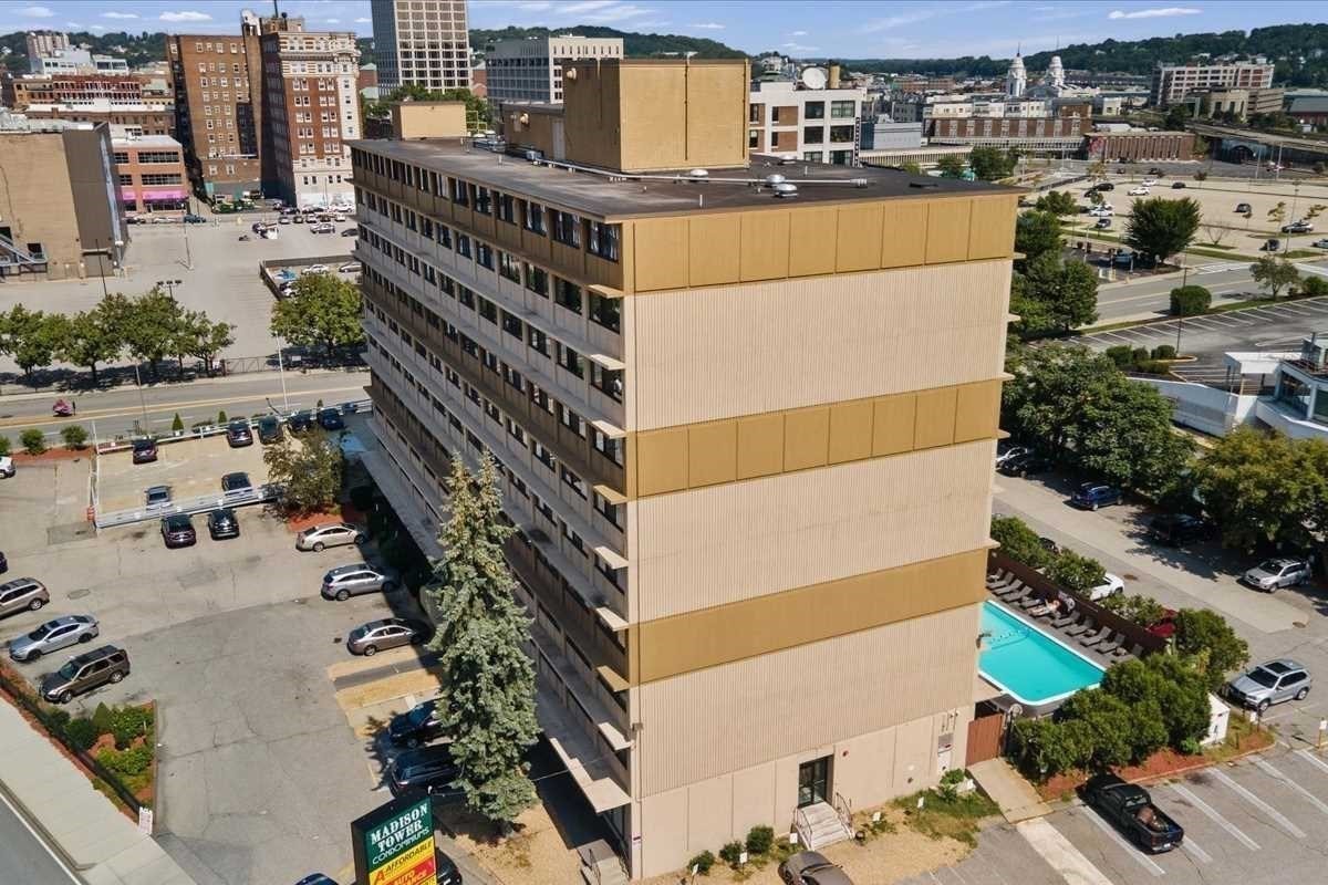 70 Southbridge St Unit 313, Worcester, MA 01608