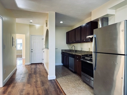 189 Chestnut St, Apt 2