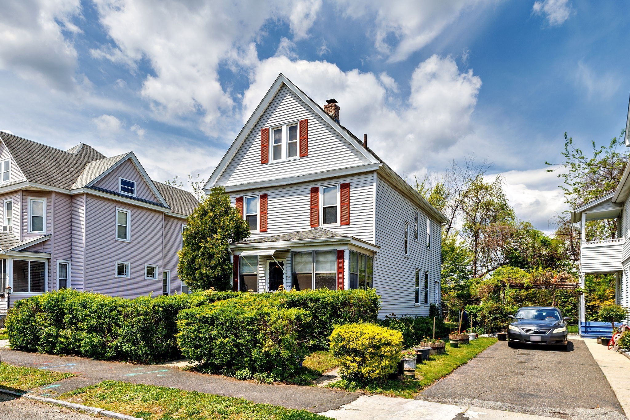 38 Phoenix Street, Springfield, MA 01104