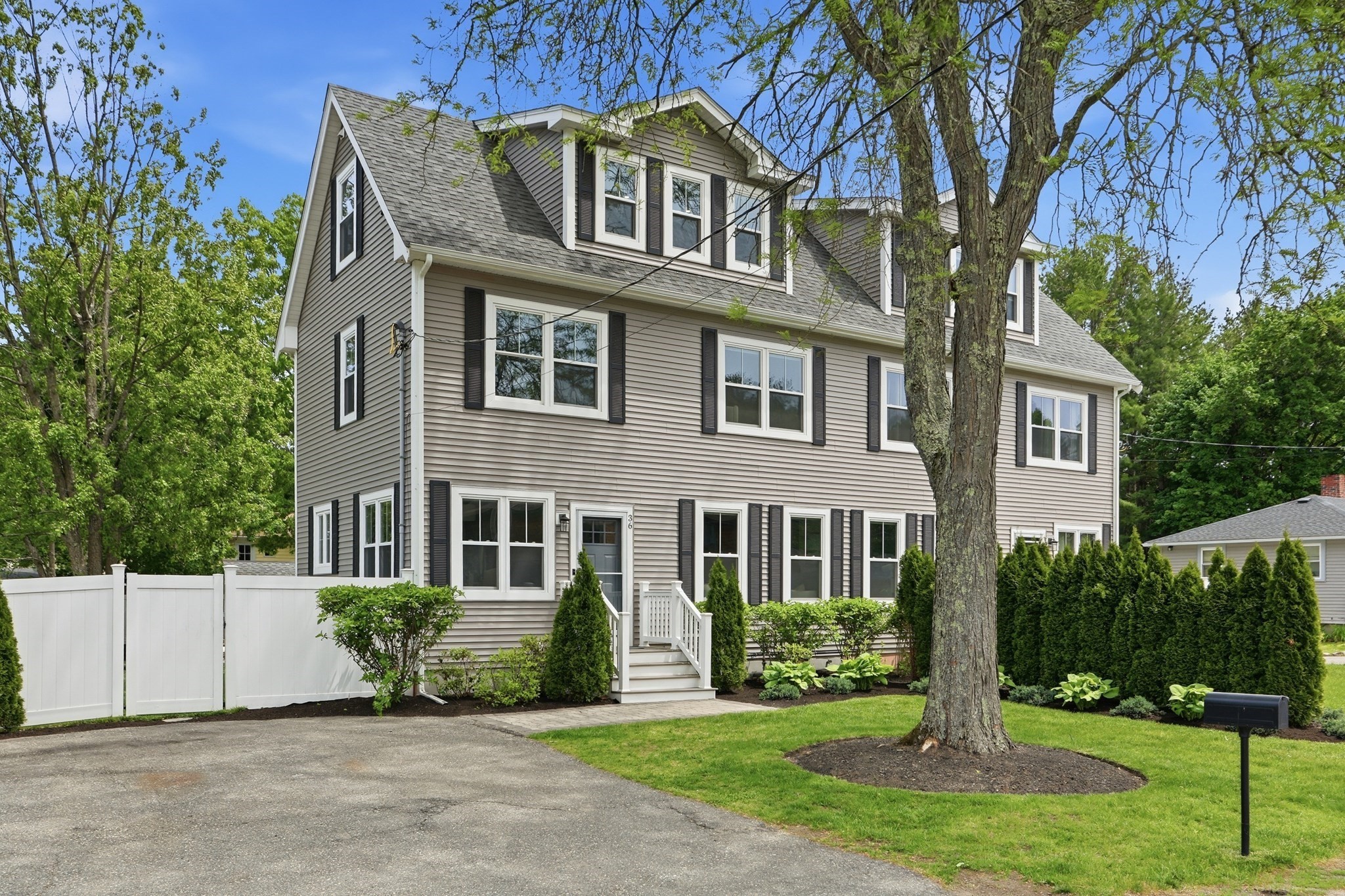 36 Neillian Street Unit 36, Bedford, MA 01730