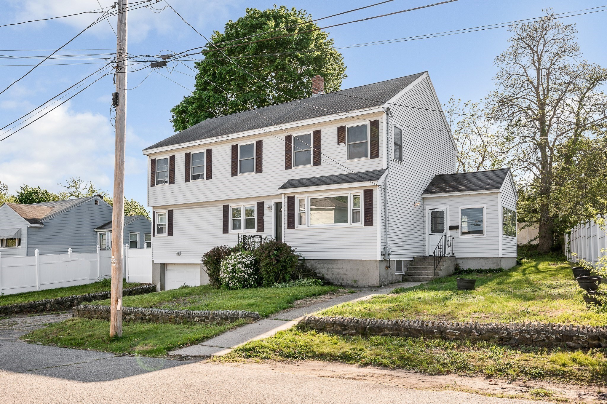 7 Marie St, Methuen, MA 01844
