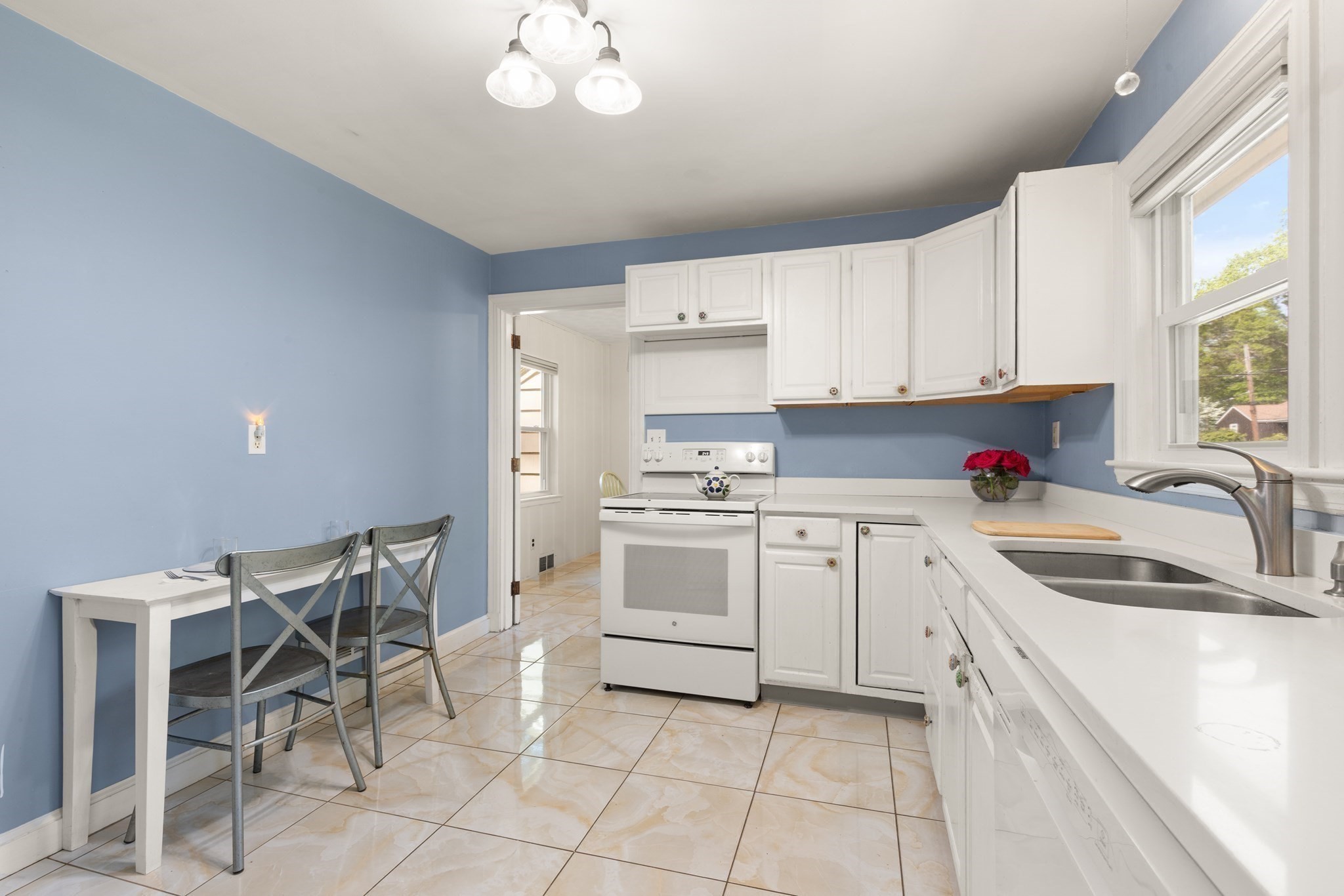 7 Marie Ave, Sharon, MA 02067 - Image 5