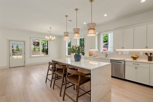 33 Fendale Ave
