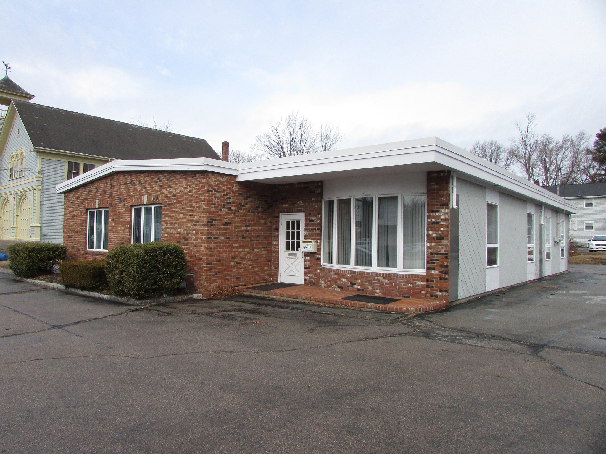 106 Commonwealth Ave, North Attleboro, MA 02760