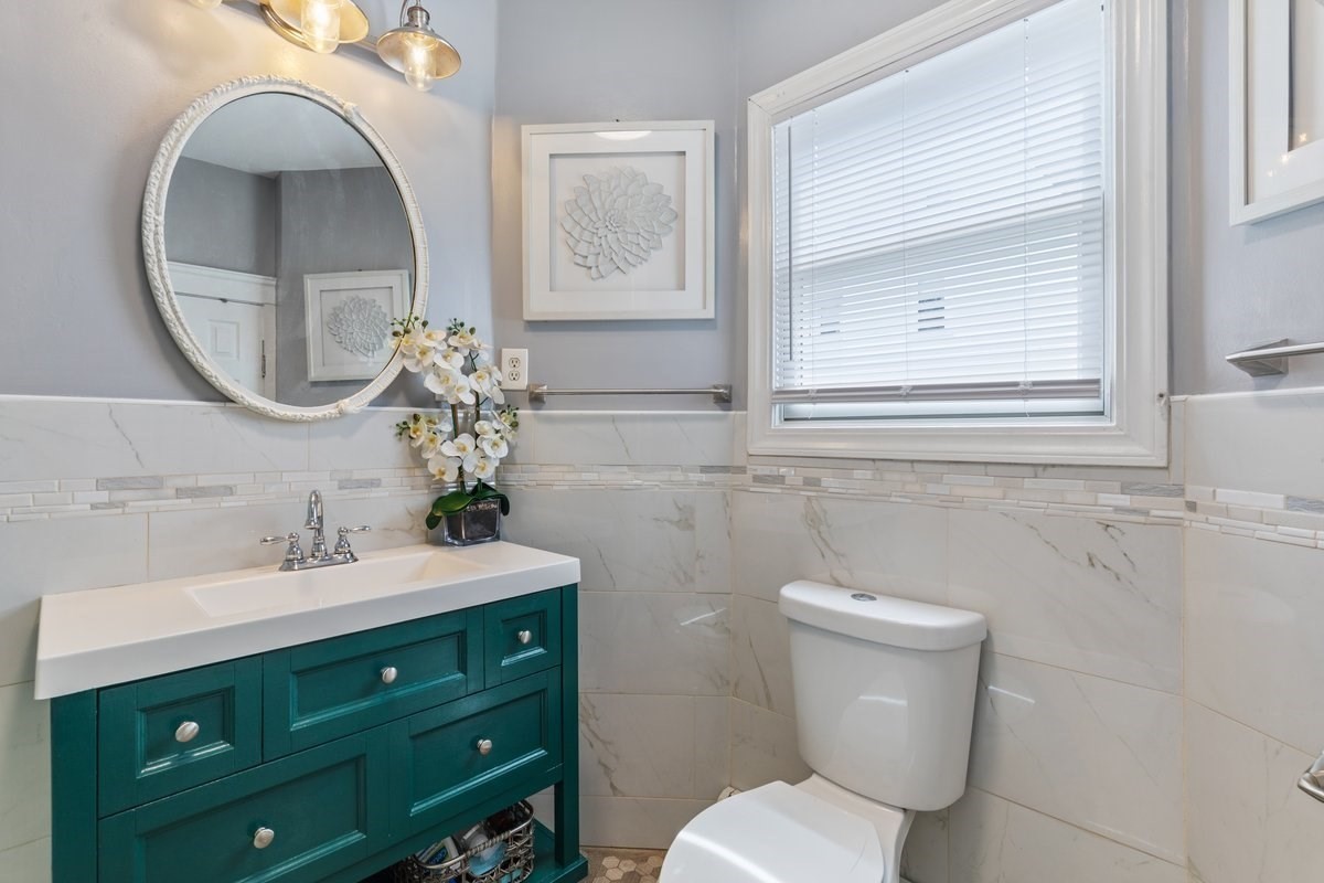 204 Harvard, Medford, MA 02155 - Image 17