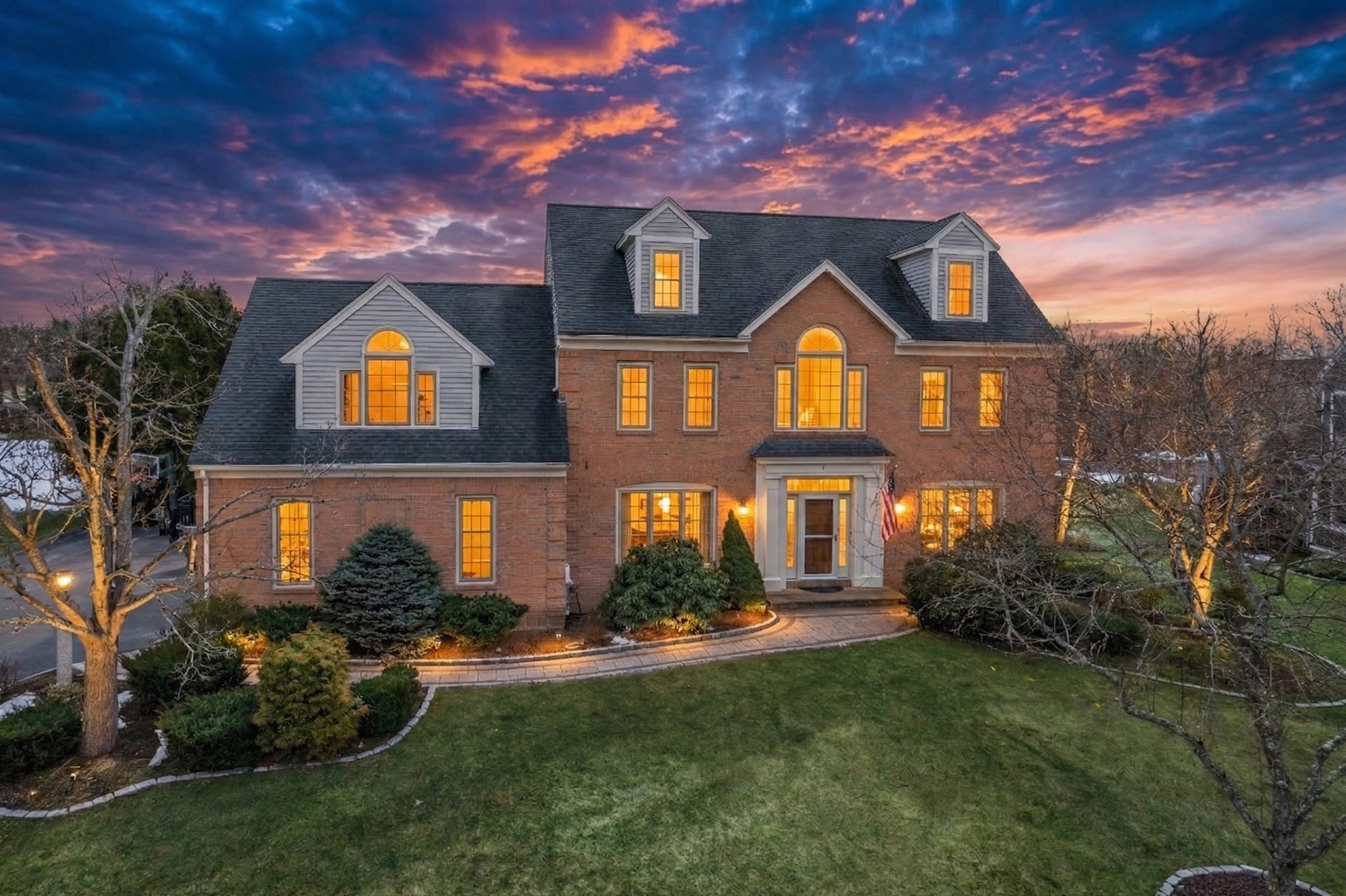 4 Gale Meadow Way, Westborough, MA 01581