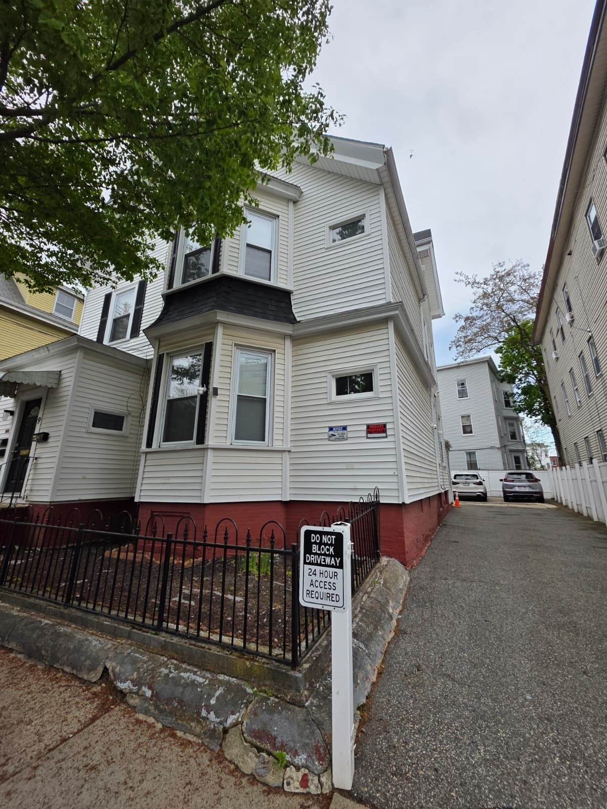 9 Hamilton Ave, Lynn, MA 01902