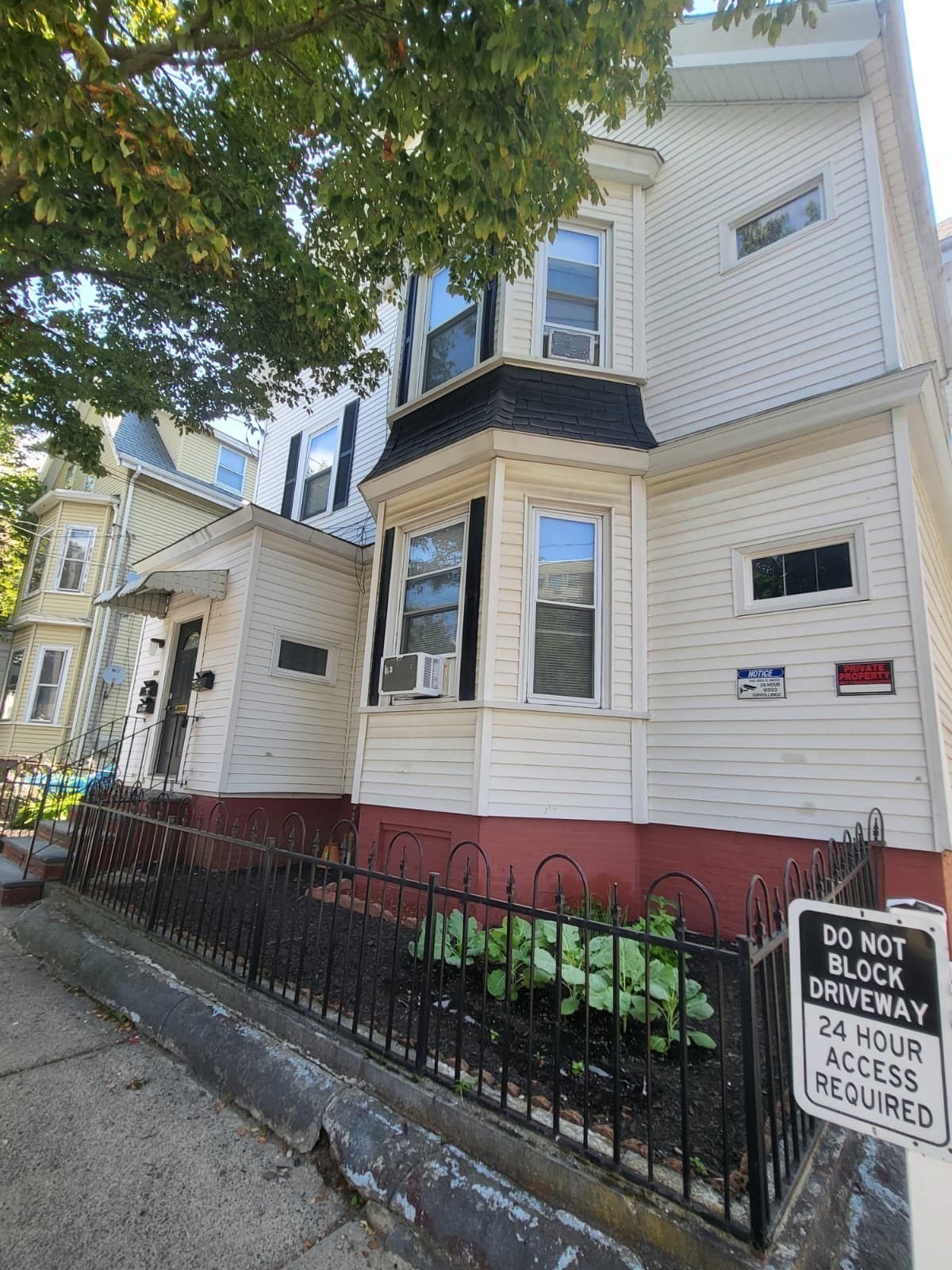 9 Hamilton Ave, Lynn, MA 01902 - Image 2