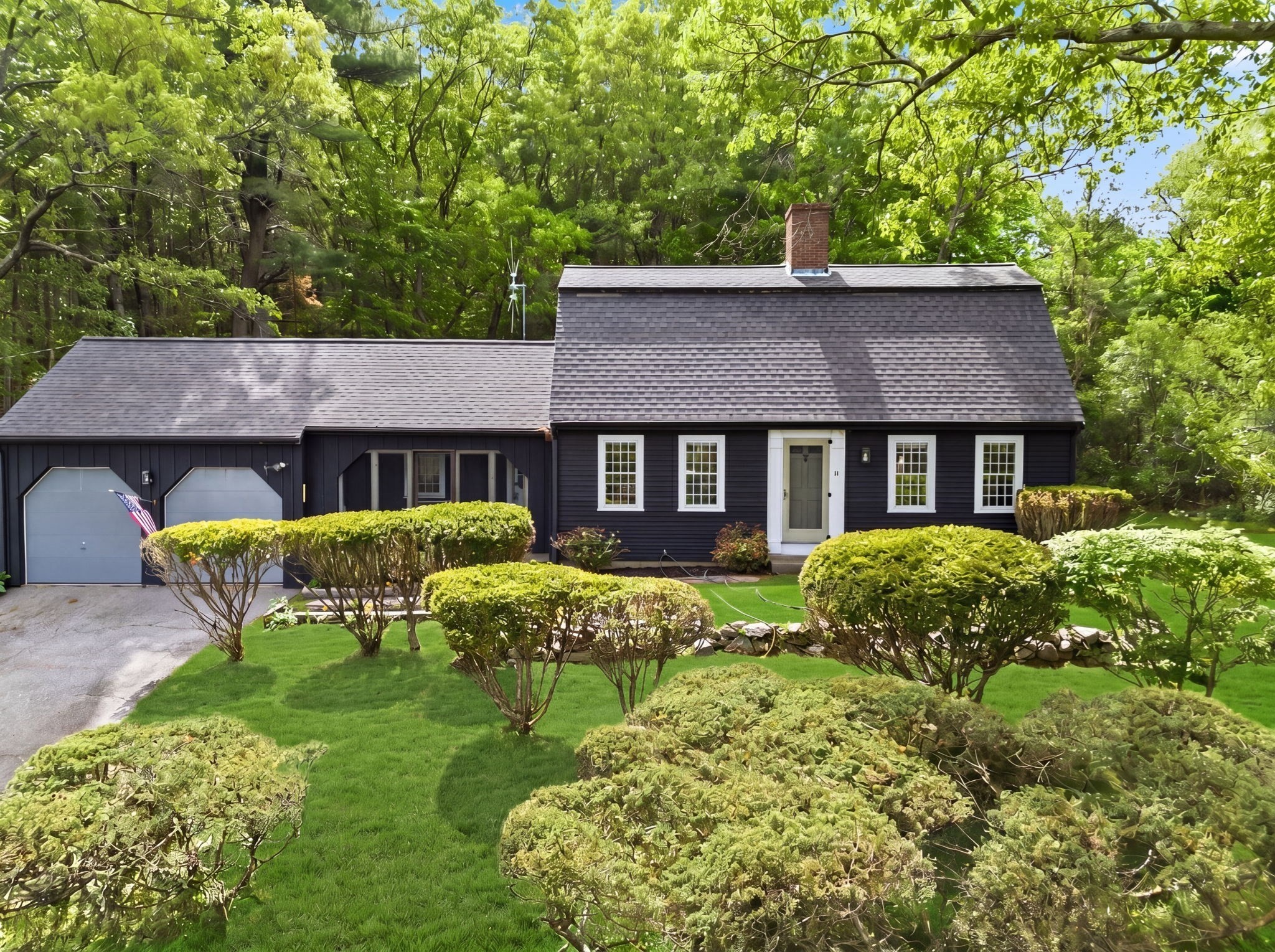 41 Pike St, Tewksbury, MA 01876